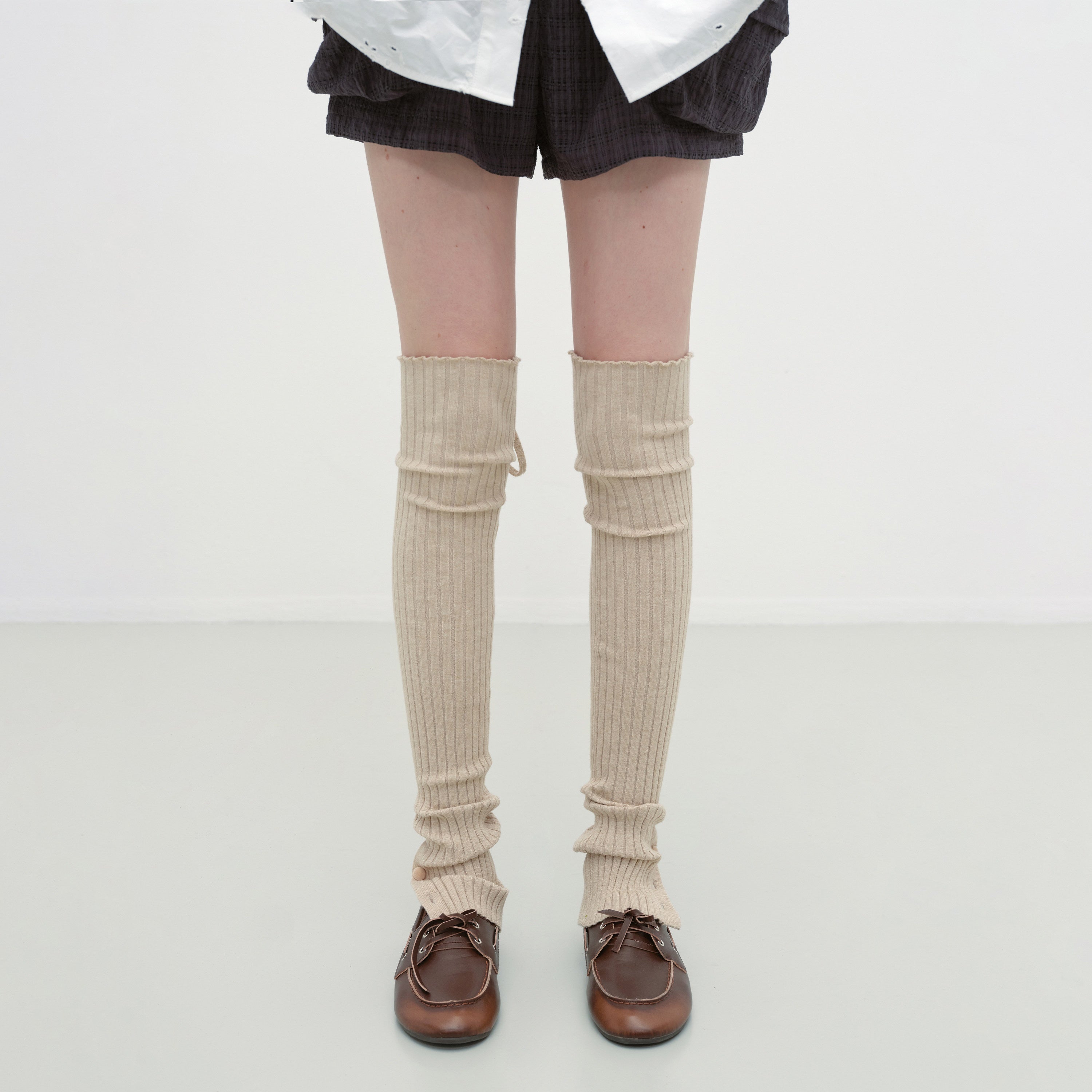 RUN_TO_THE_FUTURE_Soft_Viscose_Blend_High_Tube_Minimal_Over_The_Knee_For_Women_Solid_Leg_Warmers_MISSTT