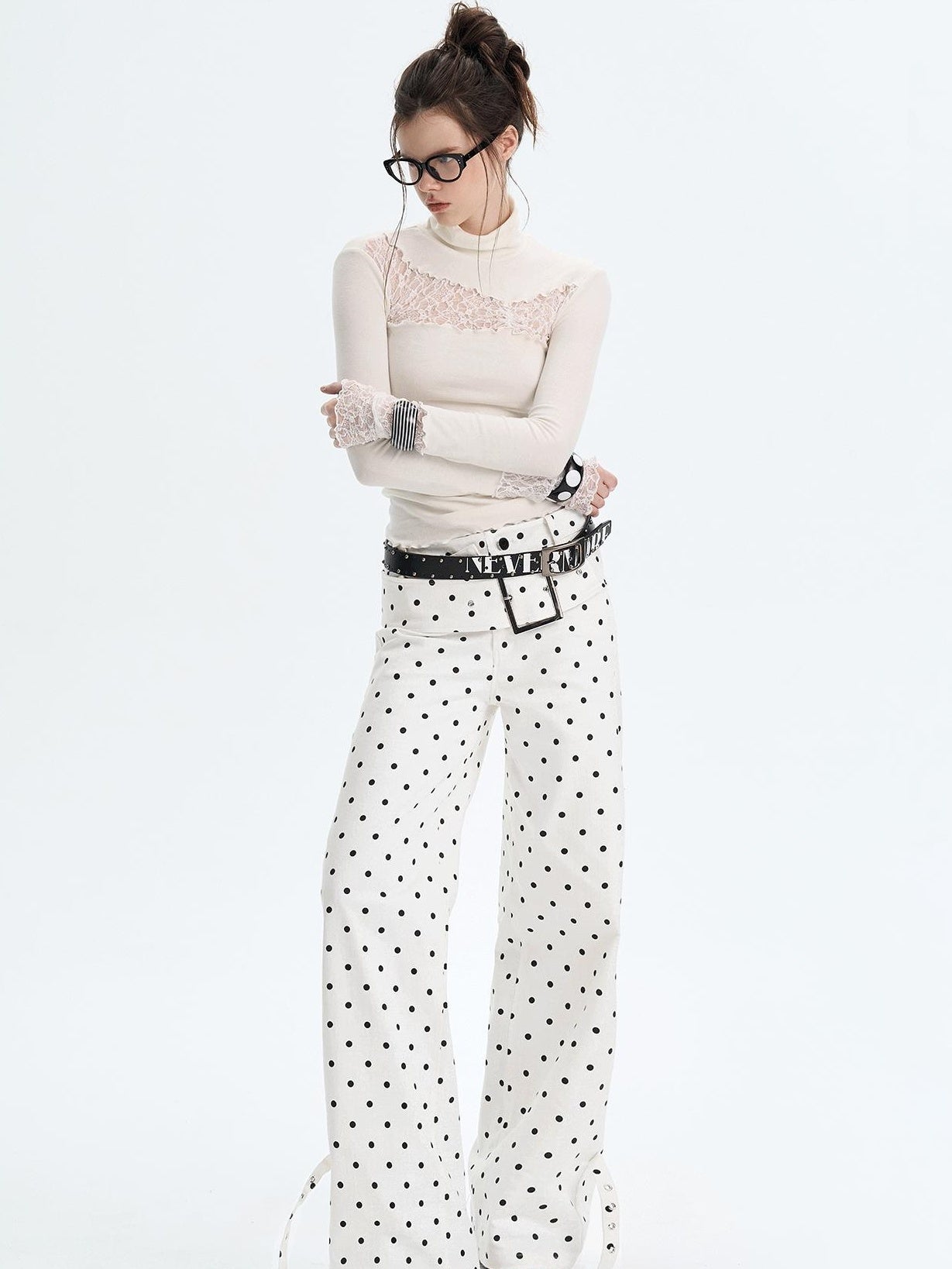 The NeverMore White Polka Dot V Waist Loose Fit Button Fly Women Denim Straight Leg Jeans