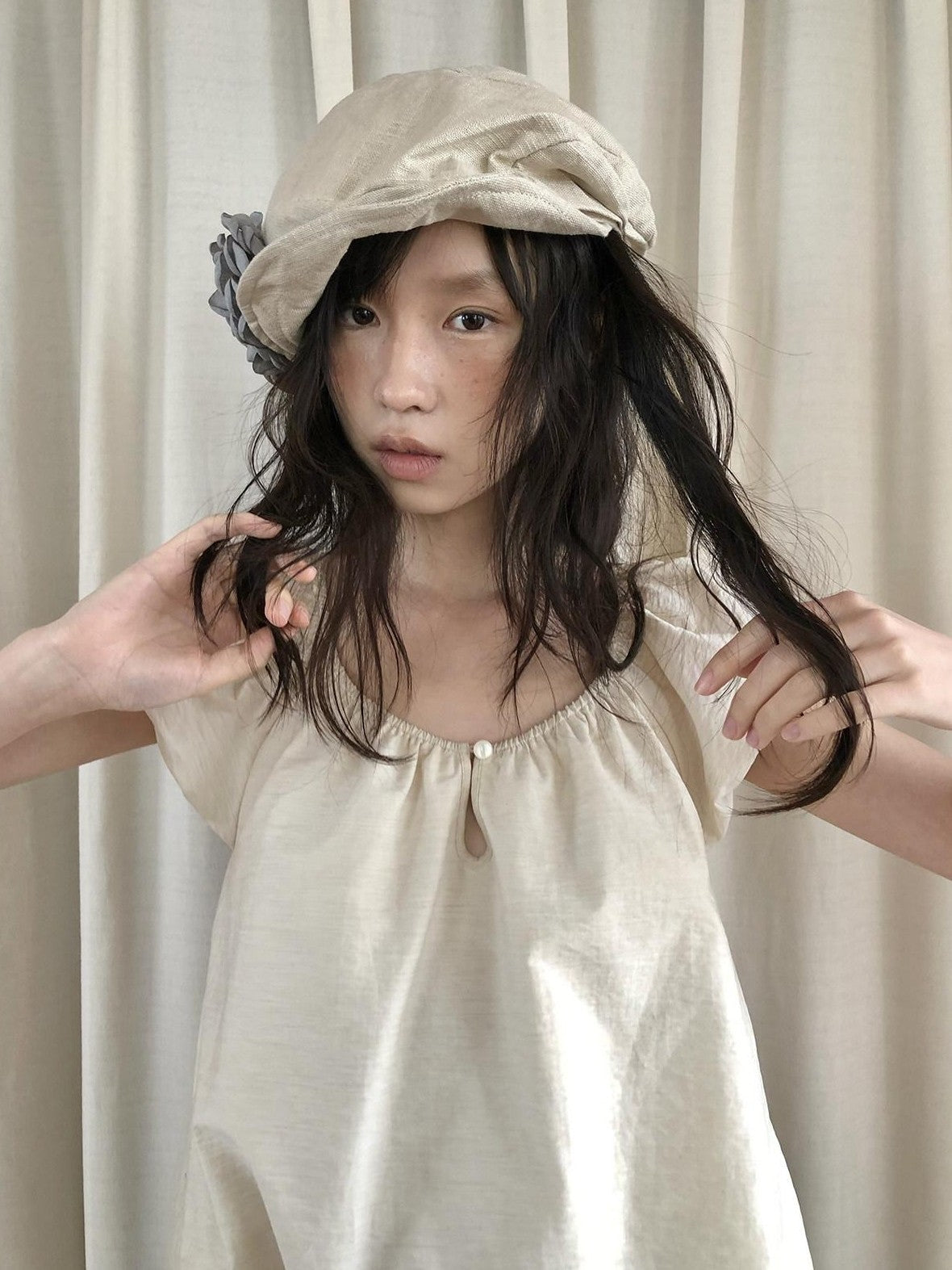 Dorydory Ivory Vintage Puff Sleeve Women&