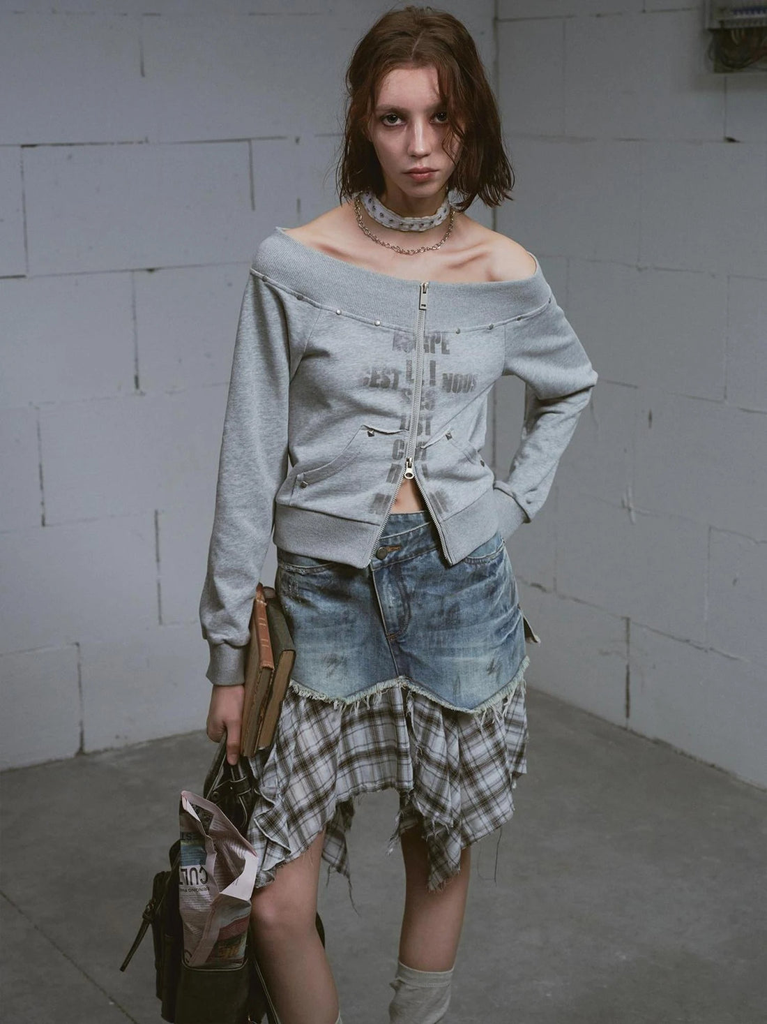 Lost Road Cut Out Print Shoulder Knit Sweatshirt