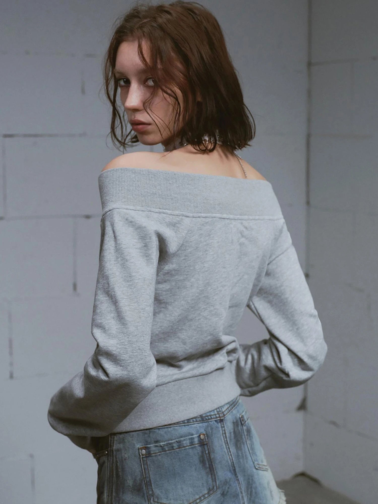 Lost Road Cut Out Print Shoulder Knit Sweatshirt