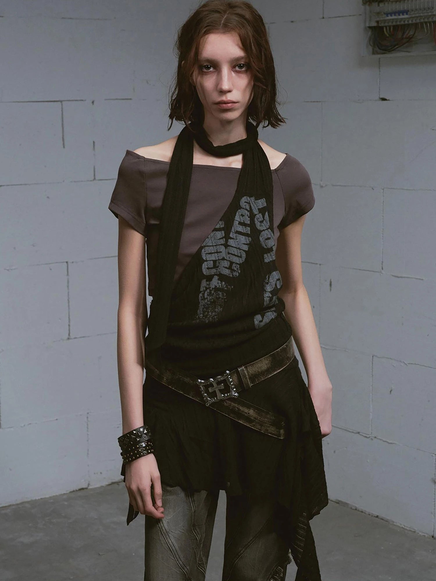 Lost Road Print Layered Dress With Scarf