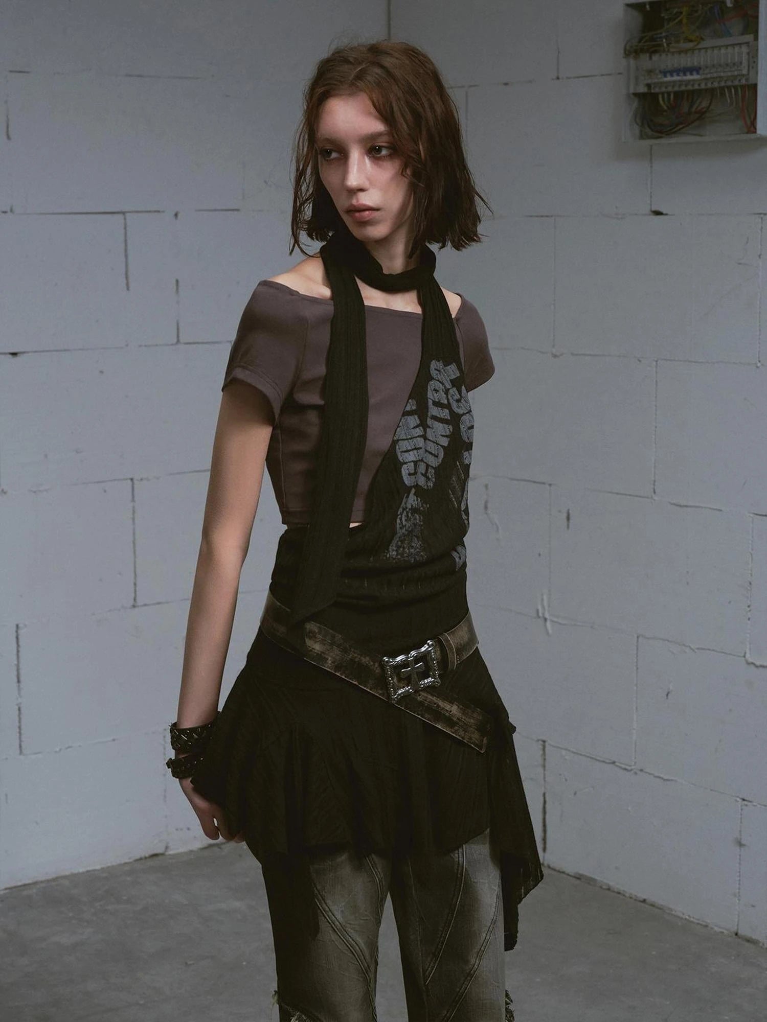 Lost Road Print Layered Dress With Scarf