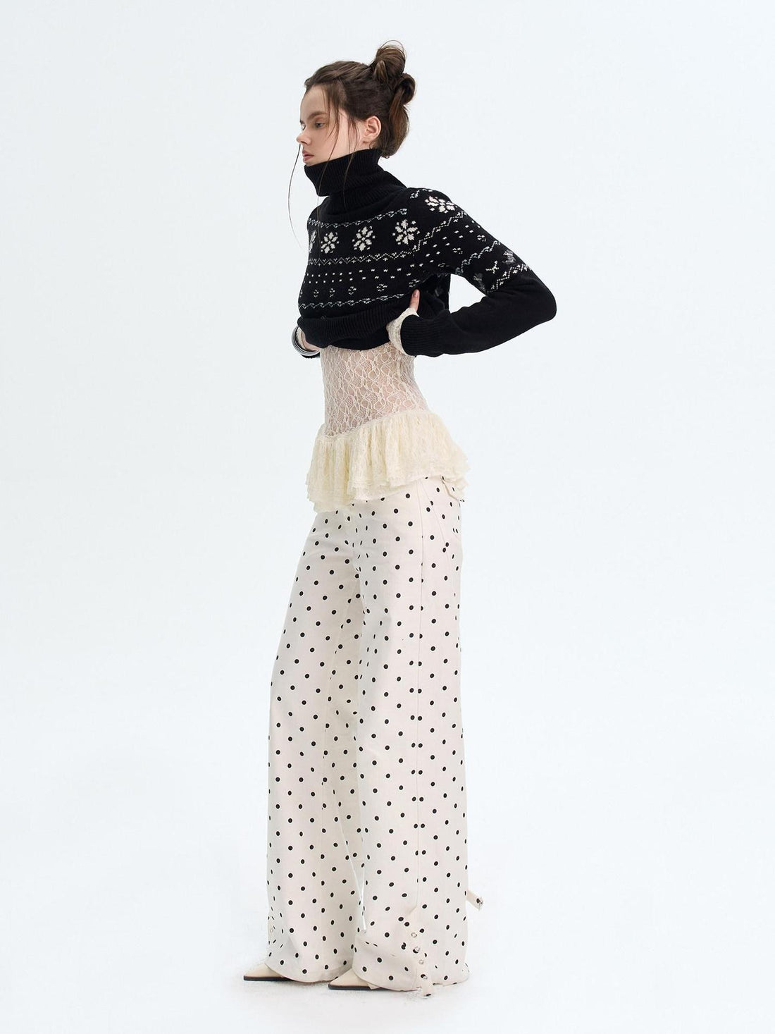 The NeverMore High Stretch Nylon Lace Vintage Slim Layered For Women Long Sleeve Crop Tops