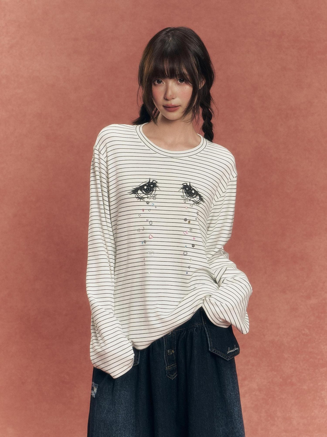 chaoschaos Eye Print Rhinestone Striped Loose Fit Women&