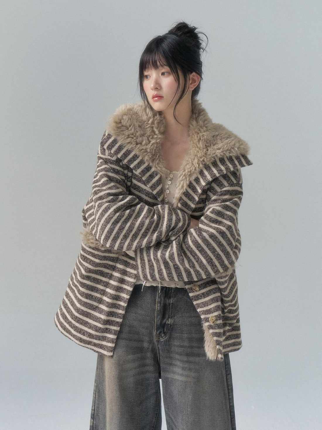 chaoschaos Retro Striped Horn Button Fleece Women&