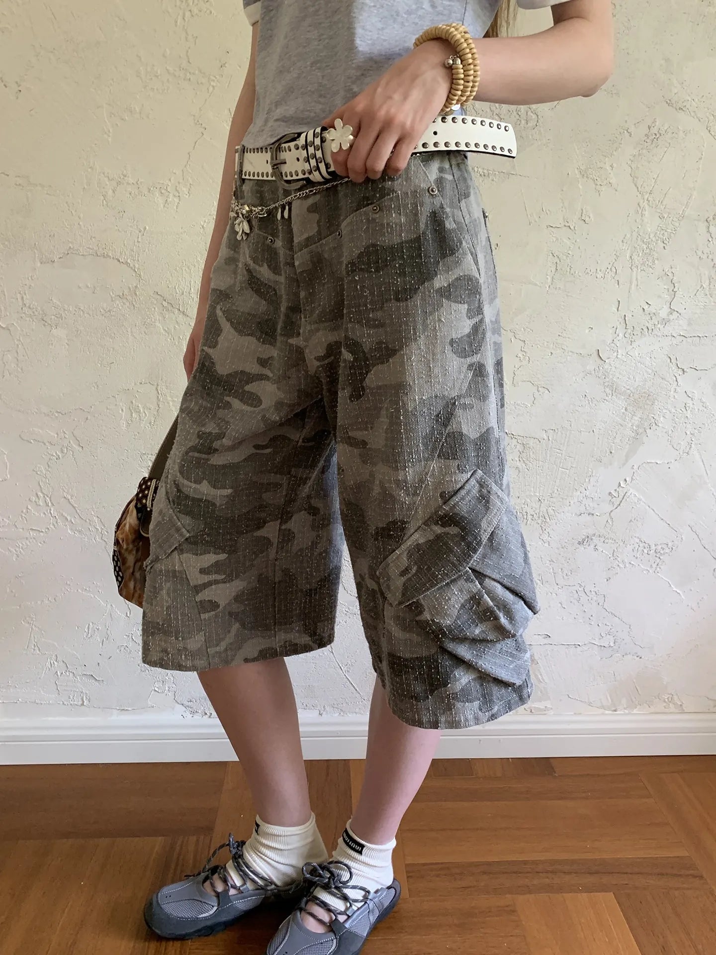 Retro Washed Camo Cropped Pants