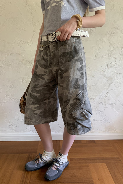 DIDDI MODA Retro Washed Camo Cropped Pants