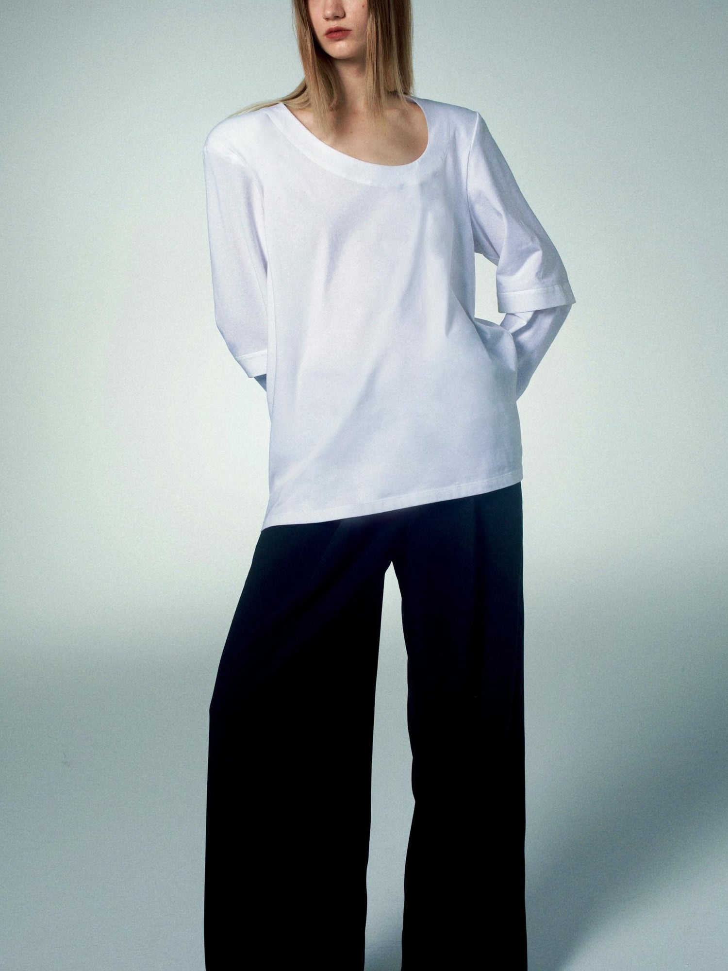 commonce.net Detachable Asymmetrical Wide Collar T-shirt