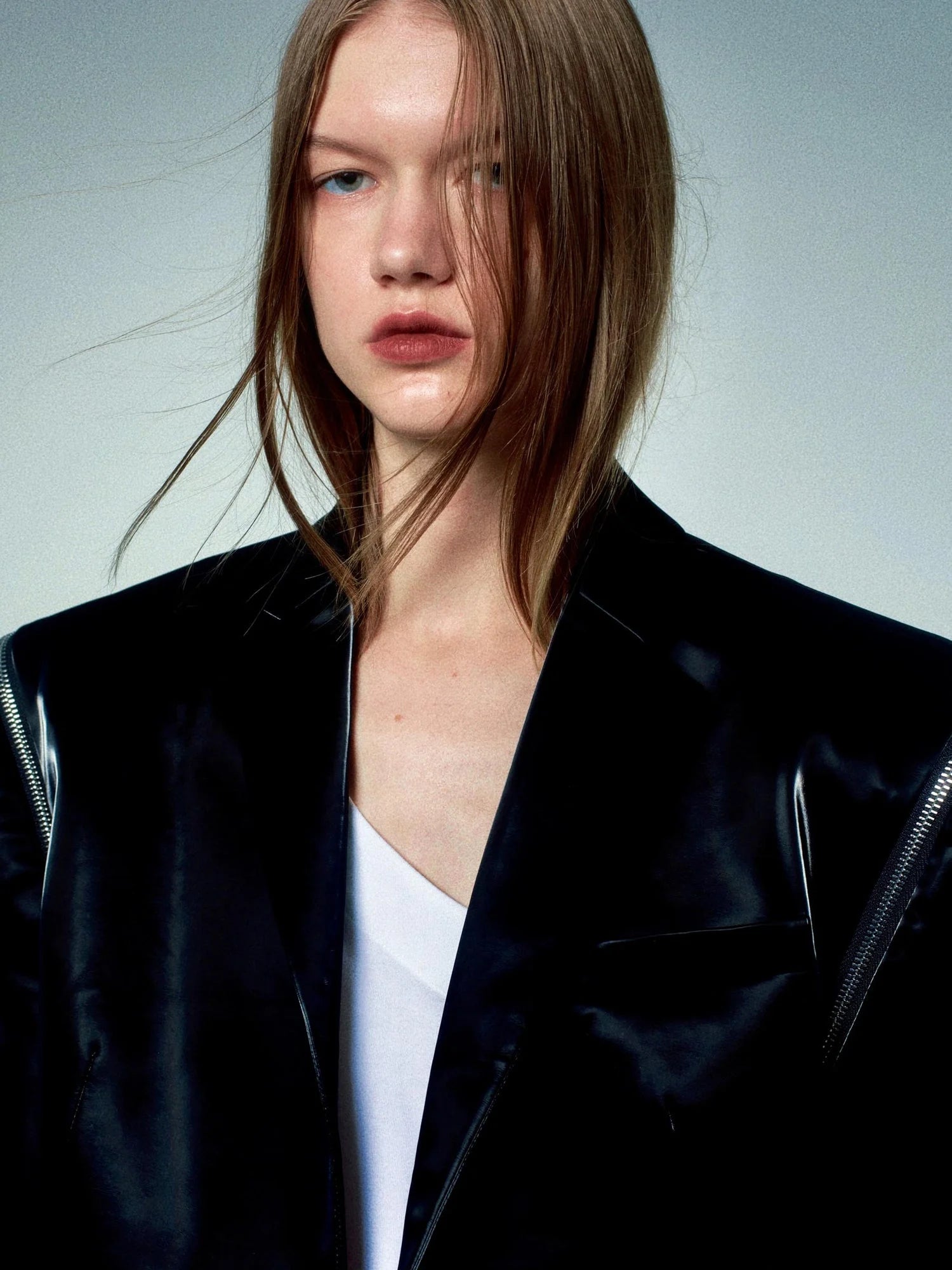 Detachable Asymmetrical Wide Collar T-shirt