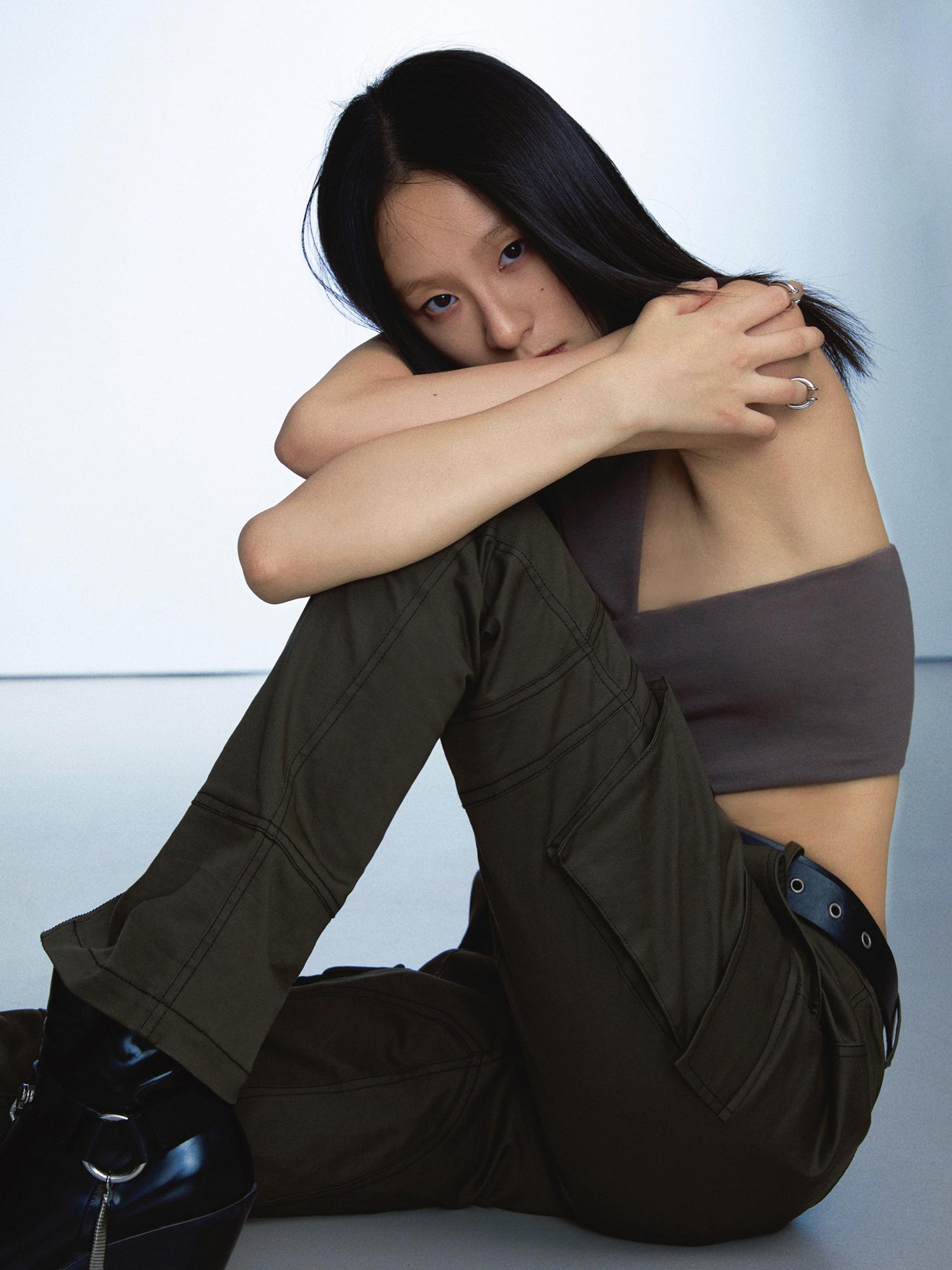 commonce.net Military Green Low Waist Trousers With Slit And 3D Pockets
