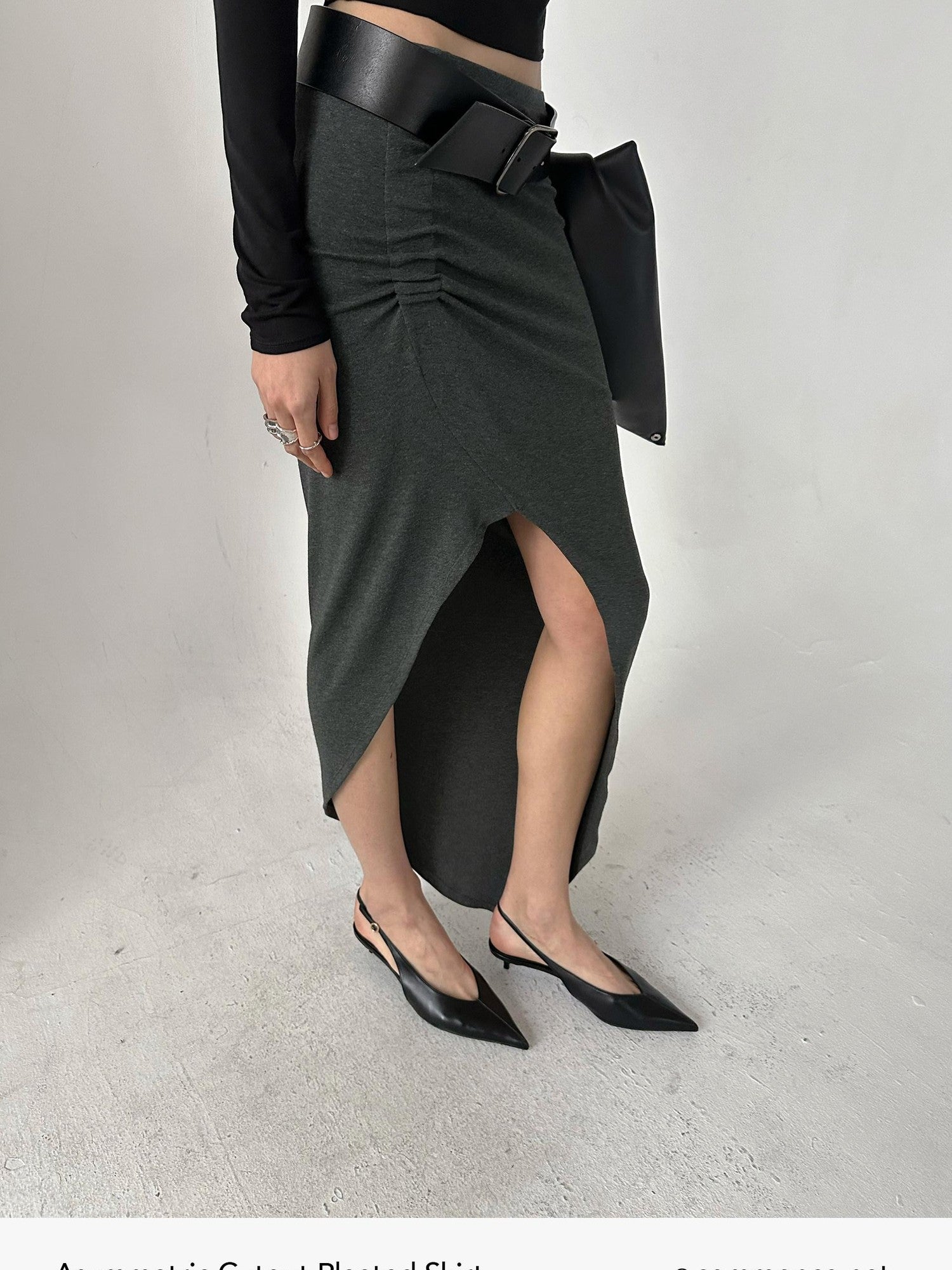 commonce net Asymmetric Cutout Pleated High Slit Women&