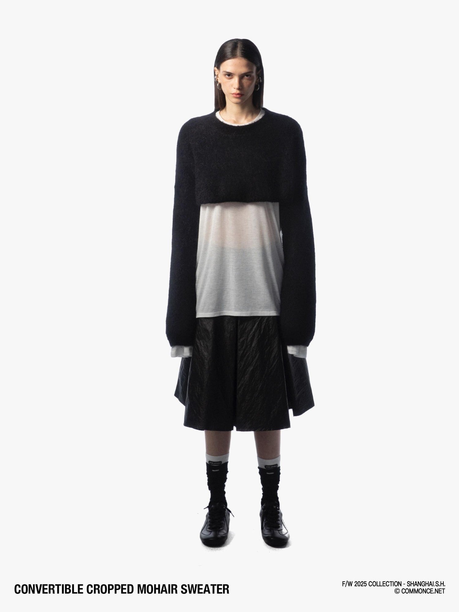 commonce net Black Convertible Cropped Slim Crewneck Pullover Women&
