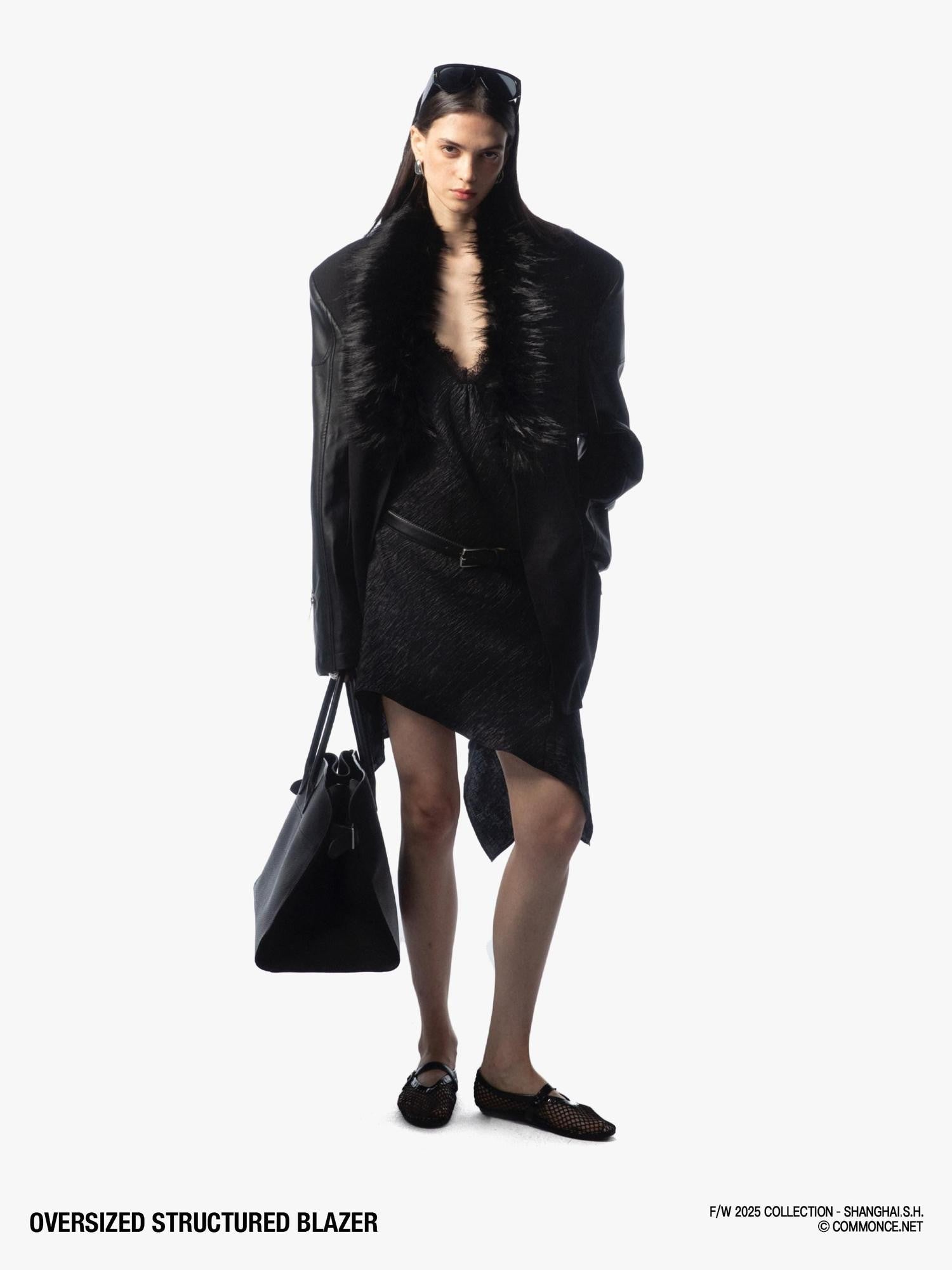 commonce net Black Detachable Fur Collar Spliced Zipper Oversized Women&