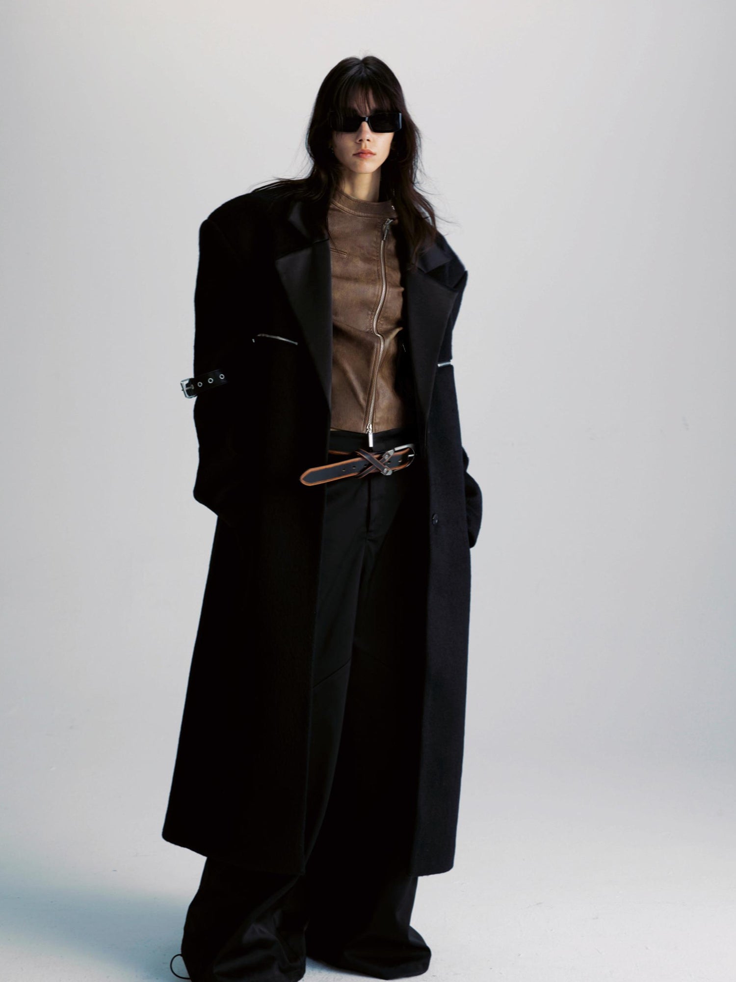commonce net Black Patchwork Wool Blend Long Coat With Leather Sleeve Detail