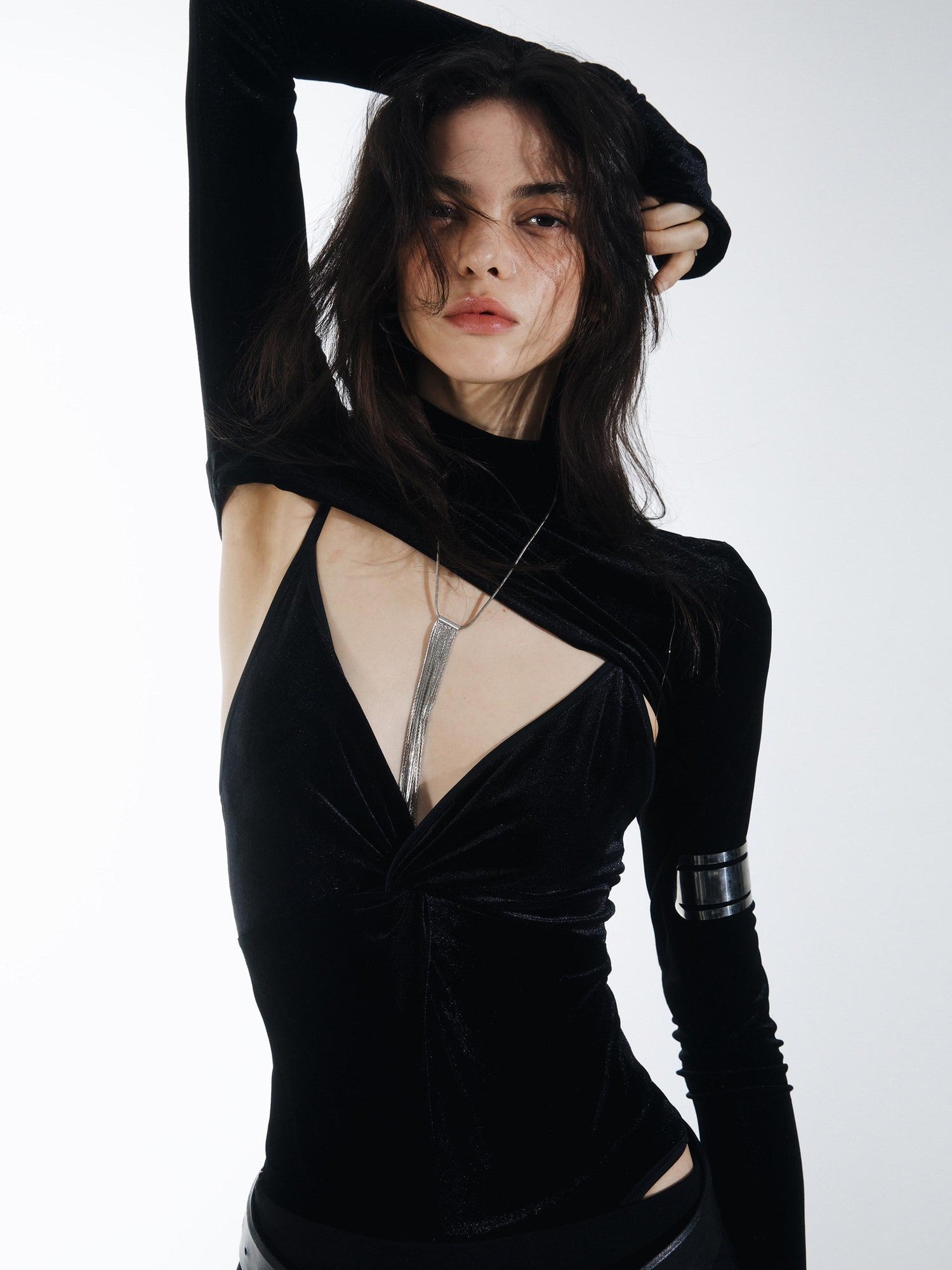 commonce net Black Velvet Knotted Straight Tube Women&