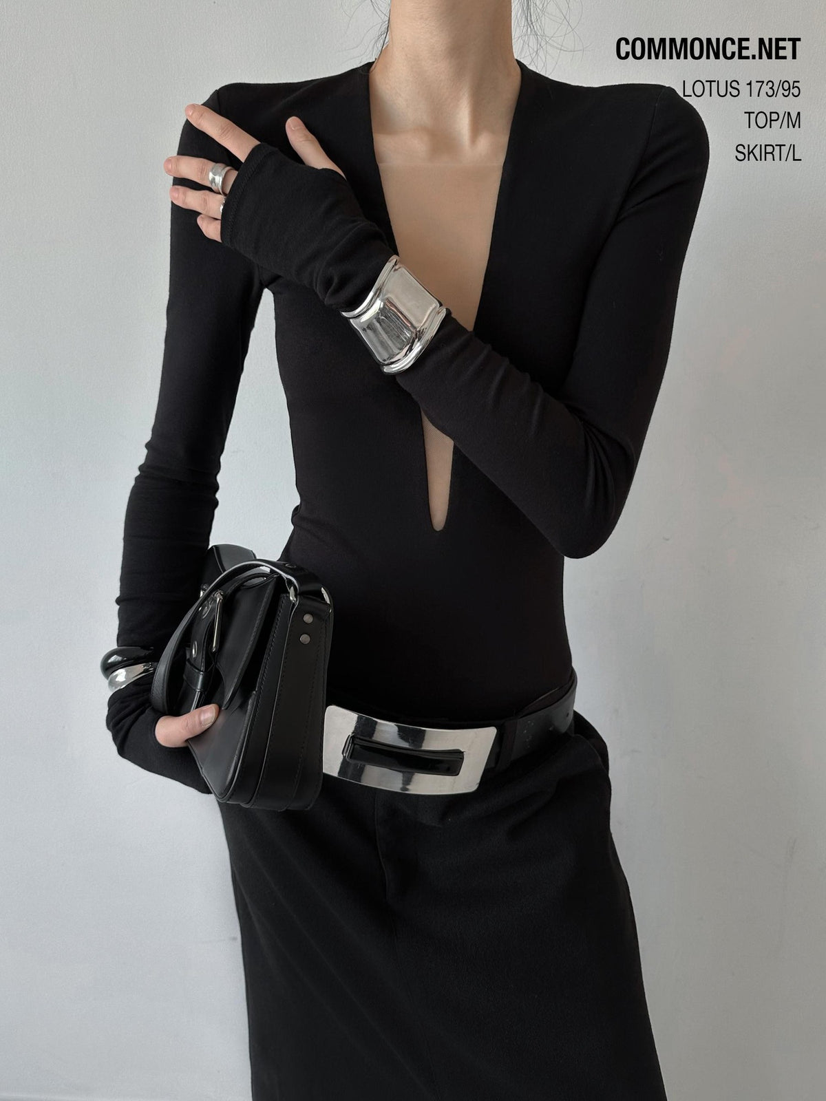 commonce net Deep V-neck Mesh Panel Low Waist Women&