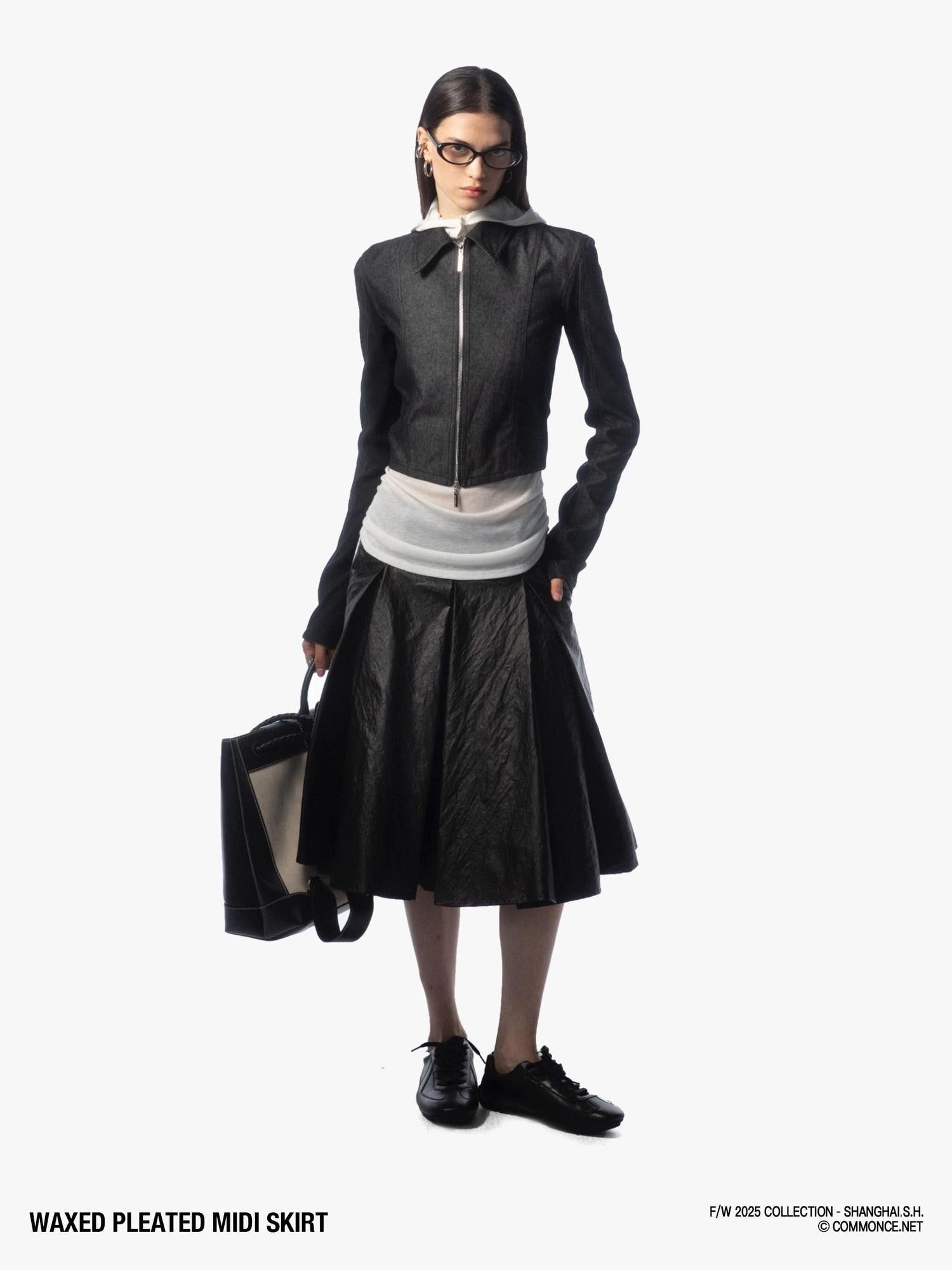 commonce net Oil Wax Coated Pressed Pleat Flared Low Waist Pockets Women&