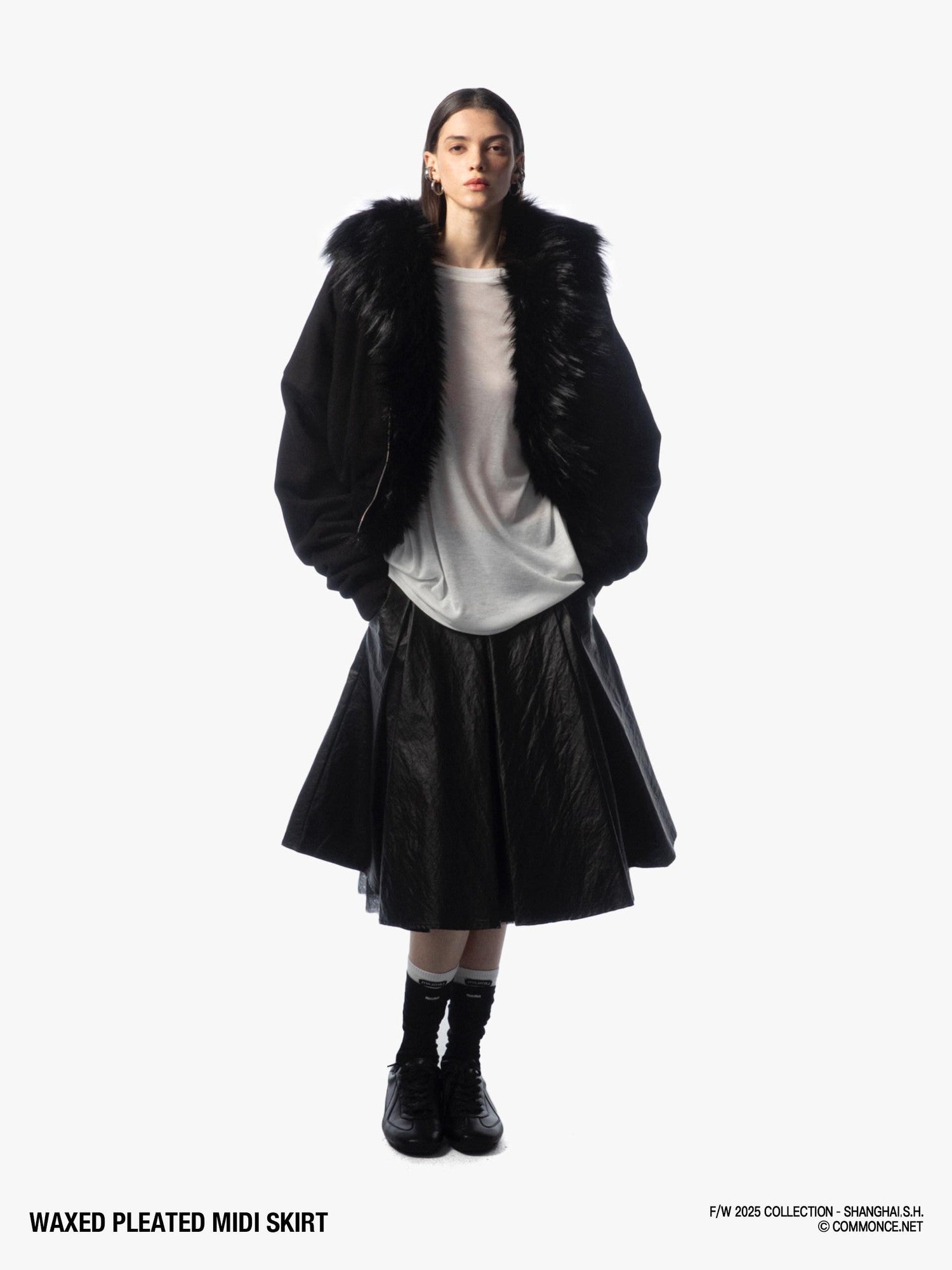 commonce net Oil Wax Coated Pressed Pleat Flared Low Waist Pockets Women&