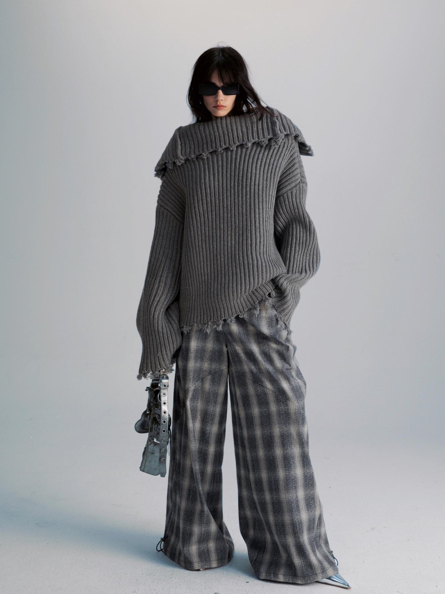 commonce net Two Way Zip Front Oversized Sweater With Raw Edges