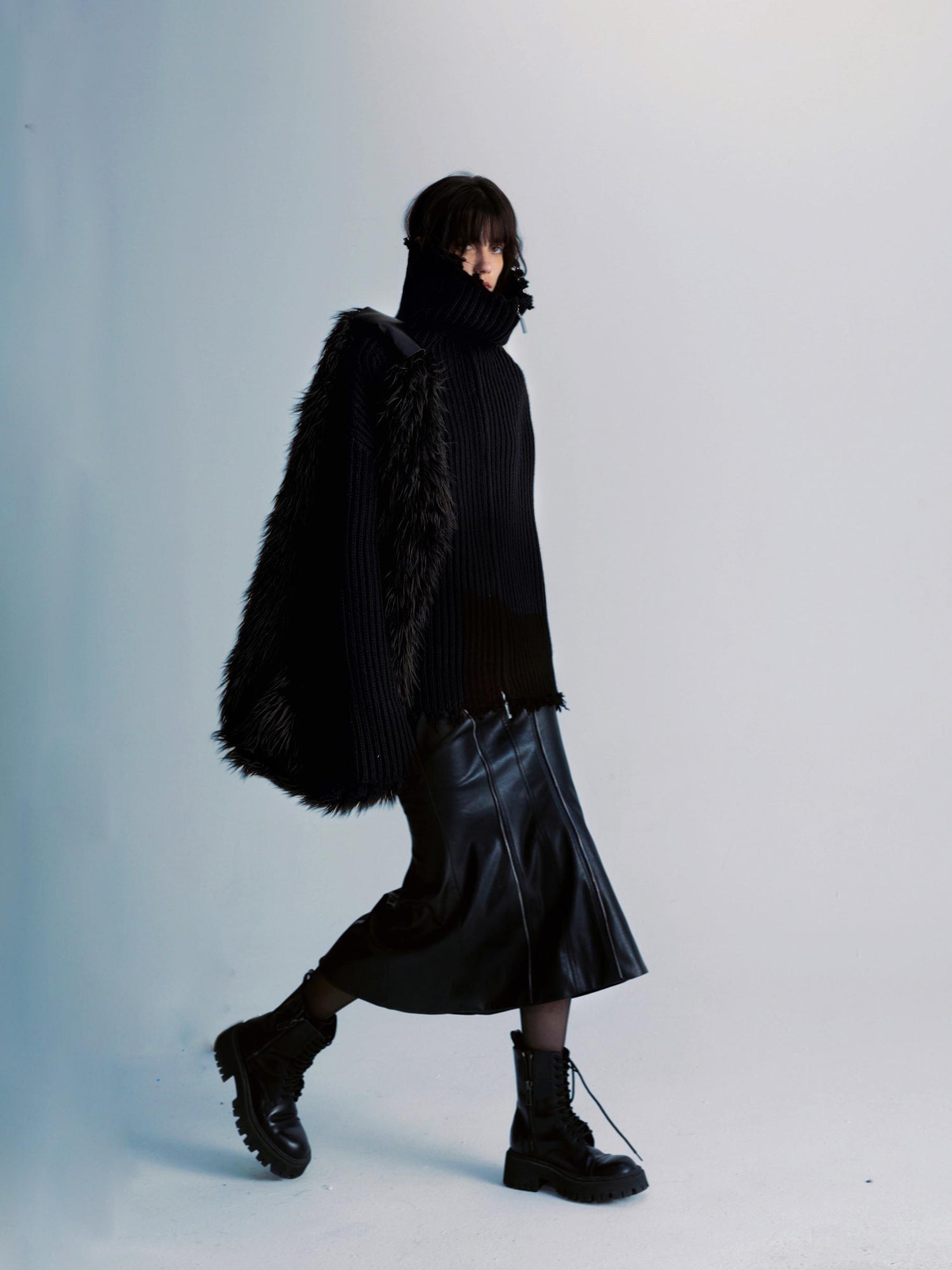 commonce net Two Way Zippered Oversized Sweater With Raw Edges