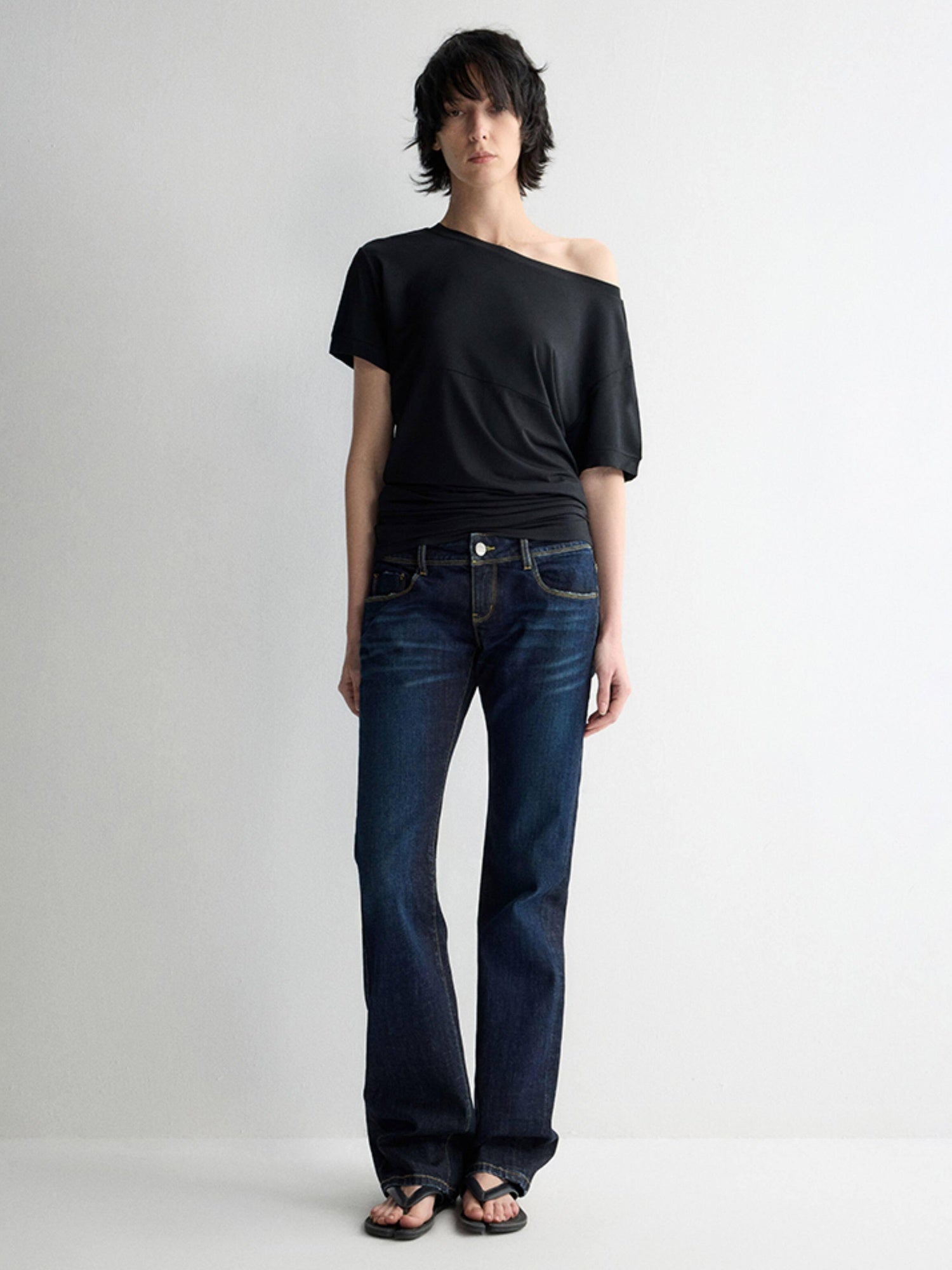 RUN TO THE FUTURE Durable Low Rise Slim Fit Casual Dark Denim Zipper Fly No Stretch Straight Jeans