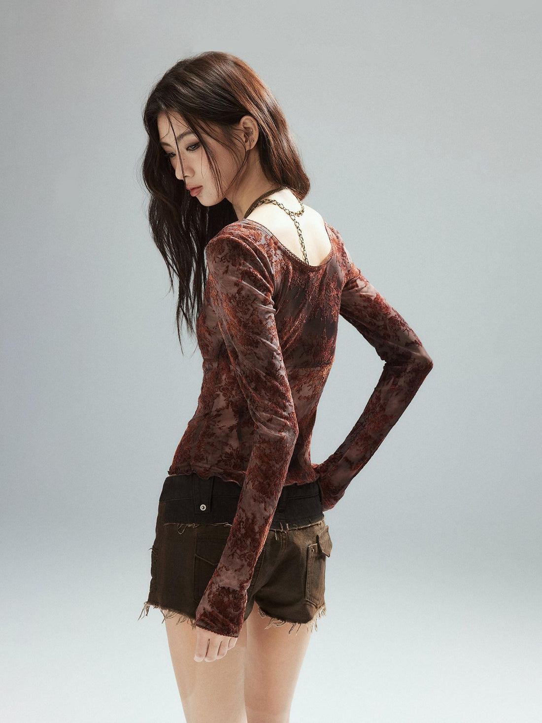 Low pixel Flocked Print Slim Square Neck Street Style Women Red Long Sleeve Crop Tops