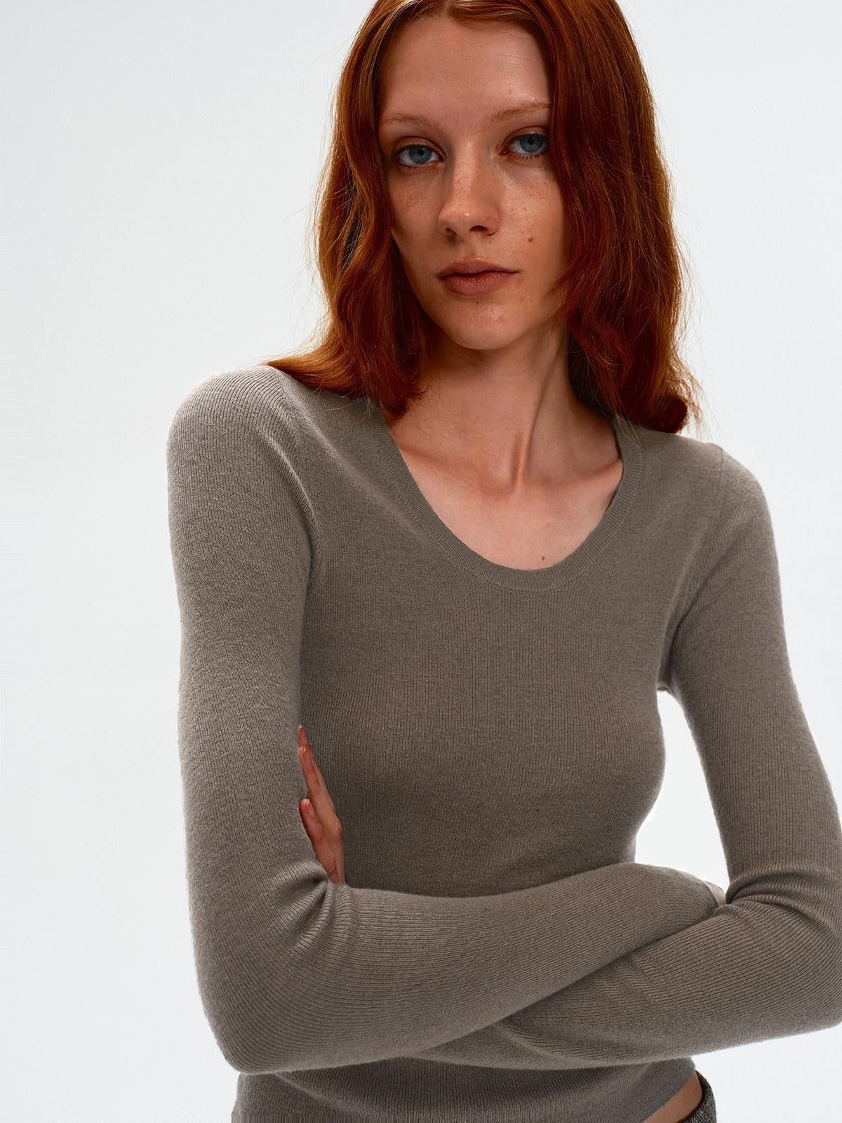 Northbutsouth Four Color U Neck Slim Fit Lightweight Long Sleeve Women&