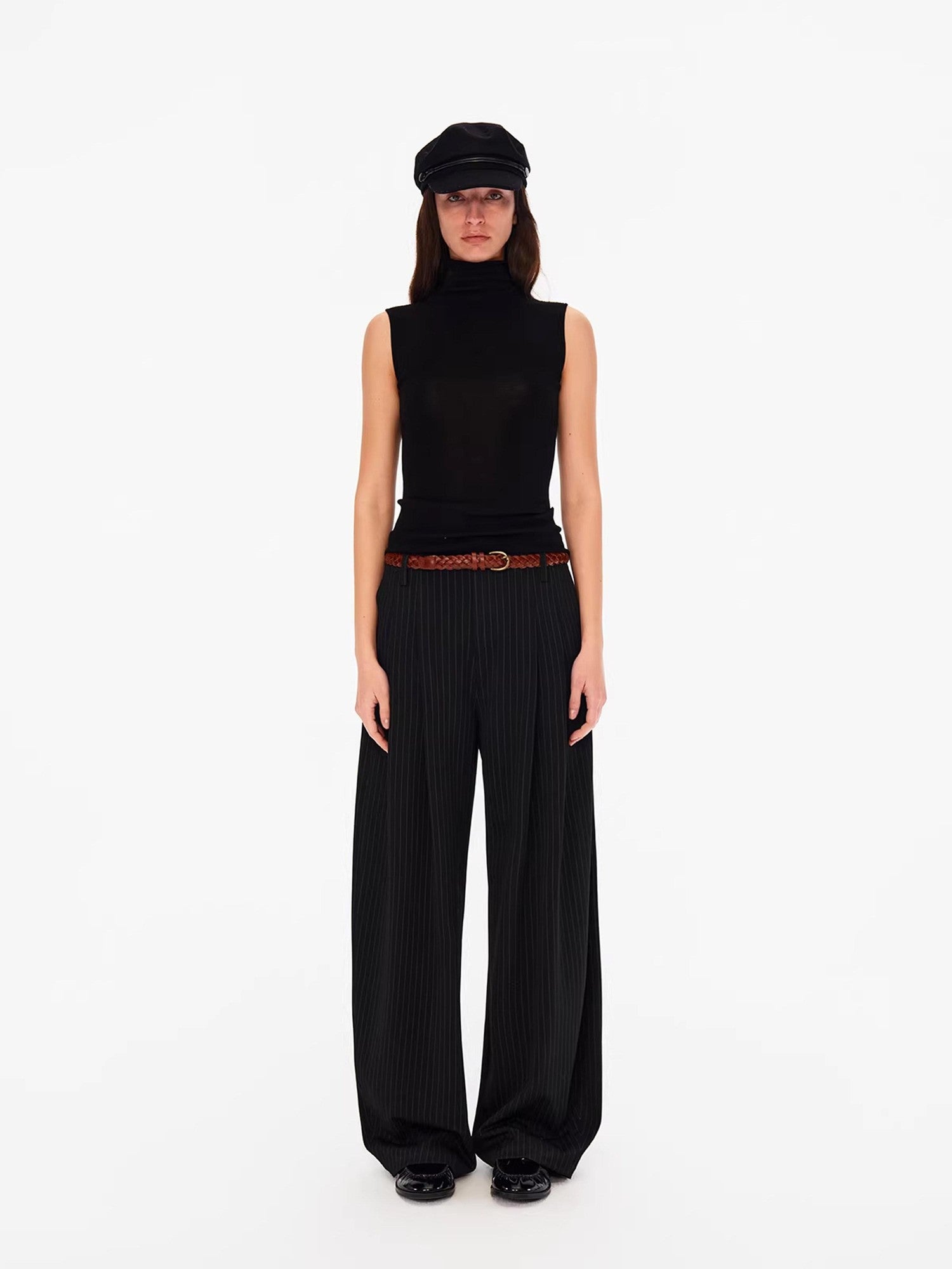 Northbutsouth Vertical Stripe No Waistband Relaxed Mid Rise Curved Leg Women&