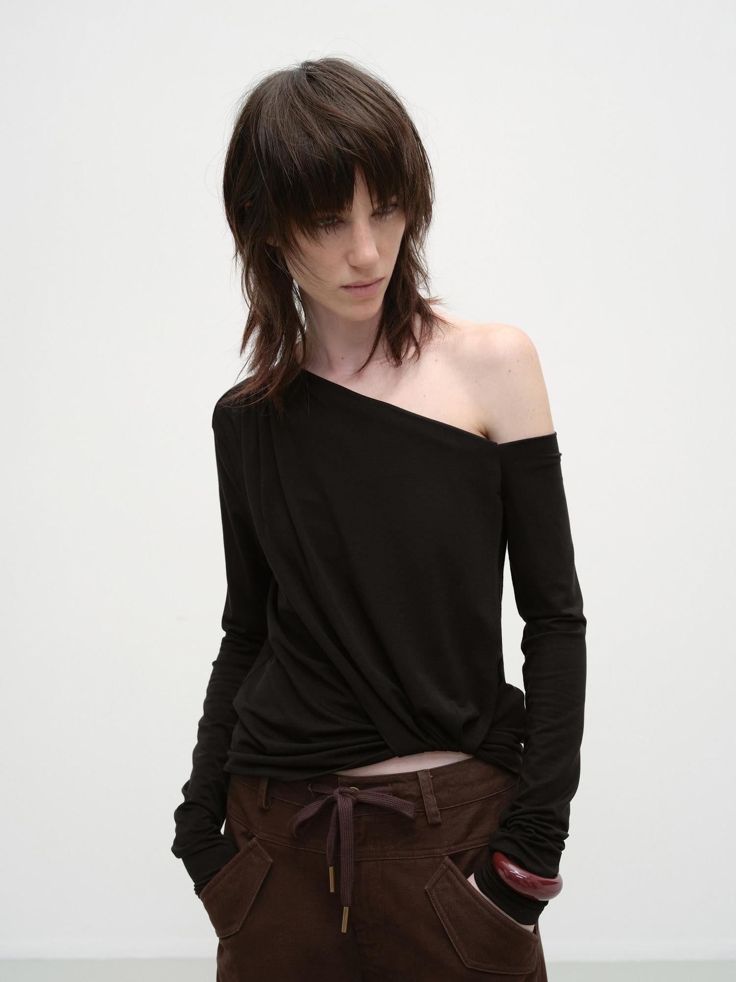 RUN TO THE FUTURE Moisture Wicking Lyocell Slim Asymmetric Neck Ruched Long Sleeve T-Shirts