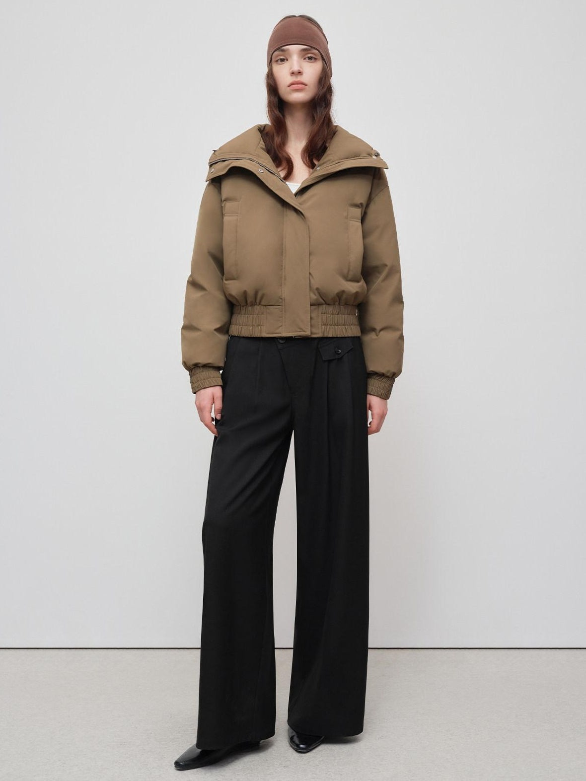 RUN TO THE FUTURE 90 Percent White Duck Down Short Straight Women Detachable Hood Fur Down Jackets