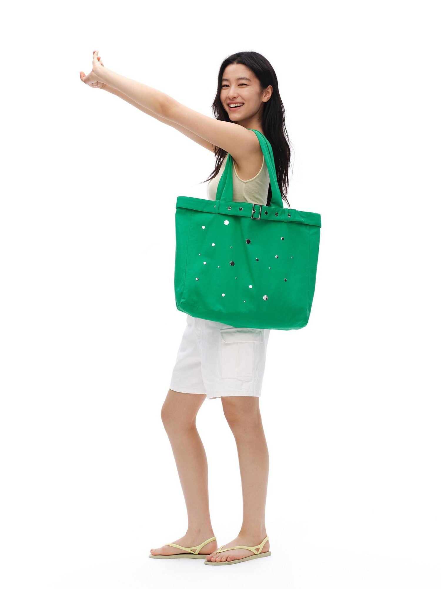 oinimi White Vintage Bermuda Cargo Button Fly Pocket Women&