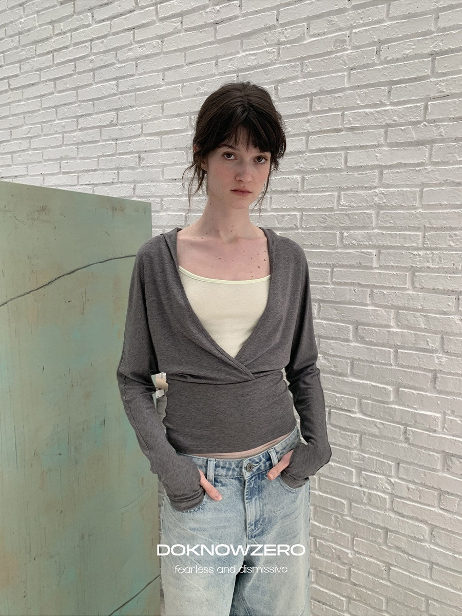 DKZ_OFFICIAL_Gray_Colorblock_Batwing_Sleeve_Women&
