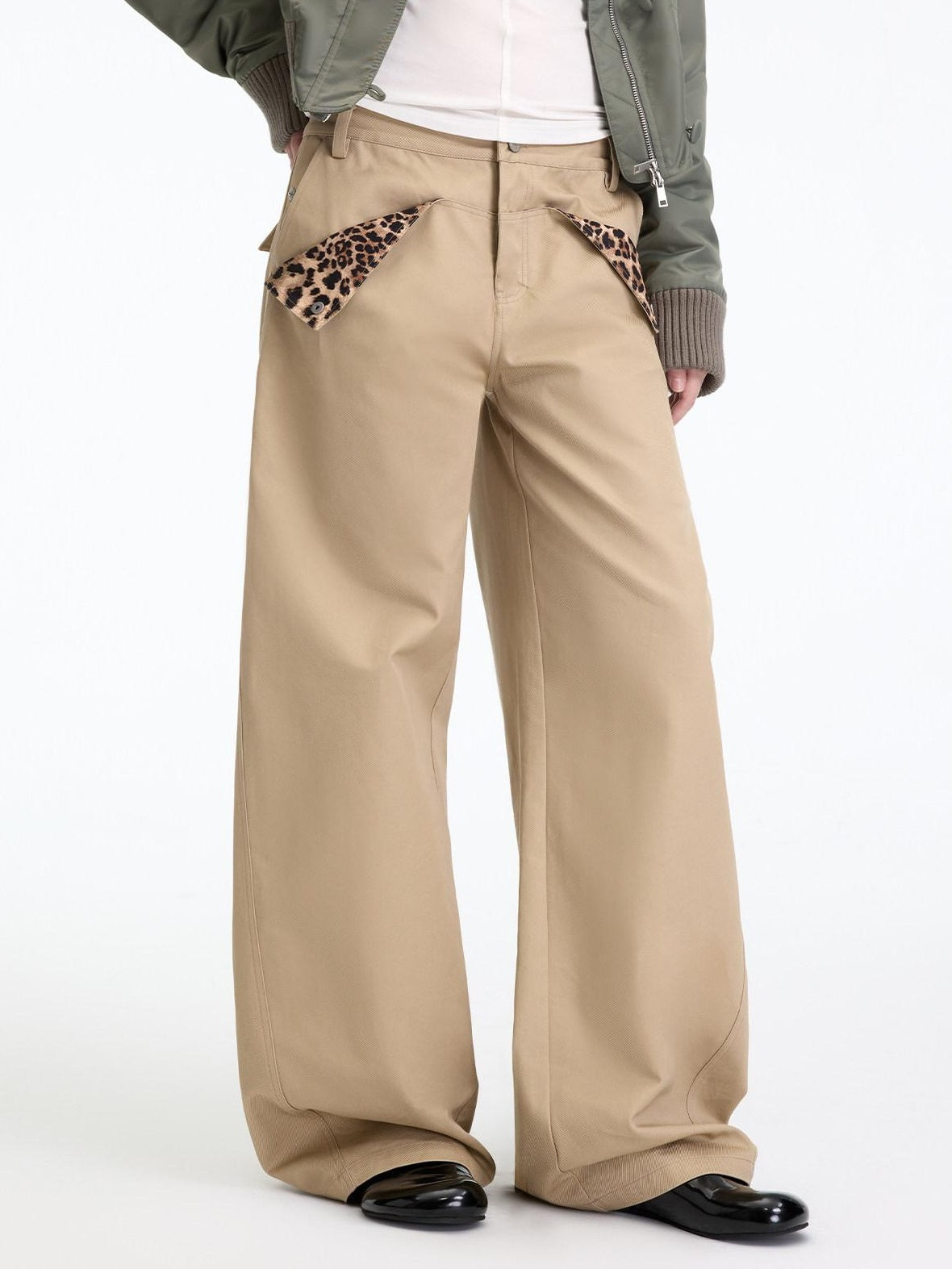 RUN TO THE FUTURE Leopard Patchwork Casual Loose Straight Leg Mid Rise Zip Fly Cotton Khaki Chinos