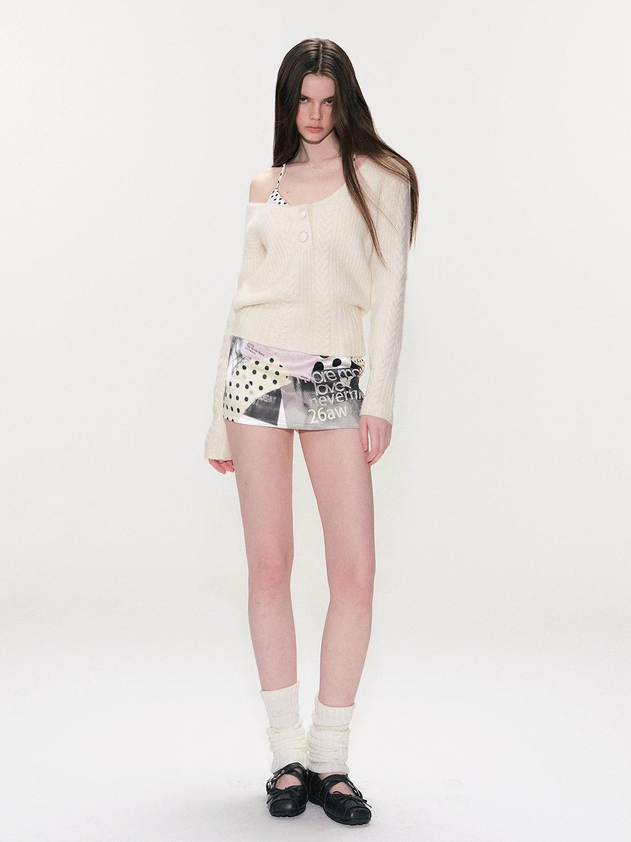 The NeverMore Silk Printed Low Waist Bodycon Slim Fit Women White Print Mini Skirts