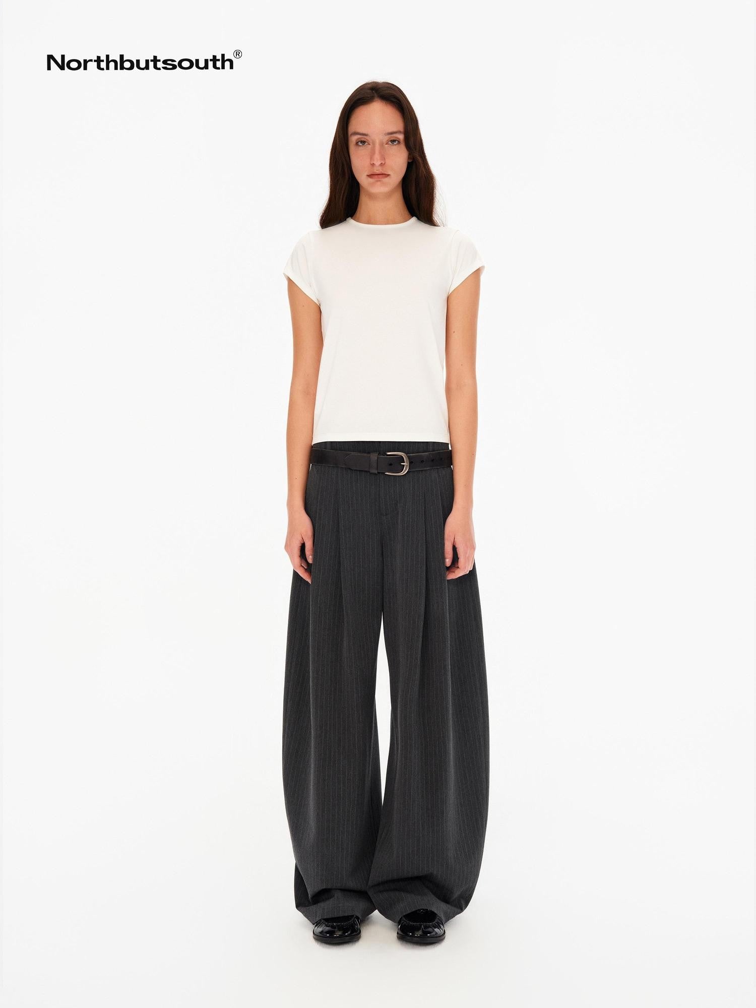 Northbutsouth Vertical Stripe No Waistband Relaxed Mid Rise Curved Leg Women&