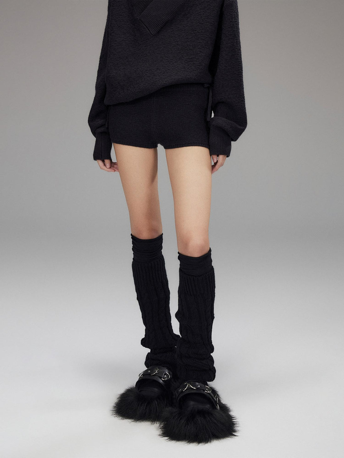 Low pixel Knitted Wool Blend Loose Street Style Women Two Piece Set Navy Mini Shorts