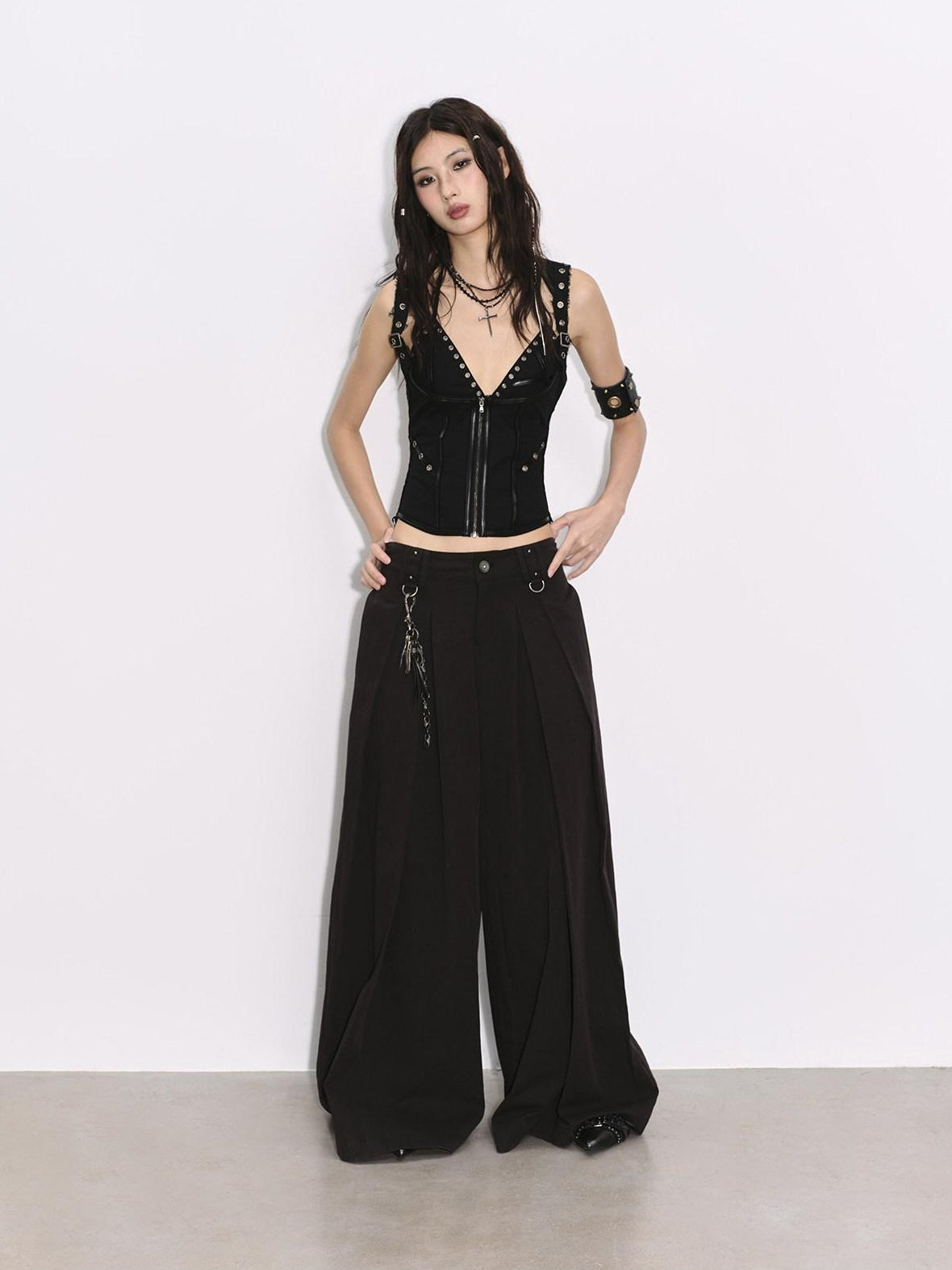 Low pixel Pleated Low Waist Relaxed Cotton Blend Black Women Wide Leg Pants