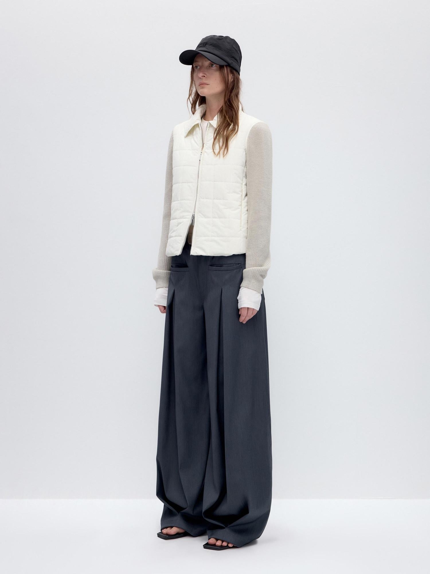 RUN TO THE FUTURE Pleated Low Waist Minimalist Loose Fit Women Vintage Green Wide-Leg Pants