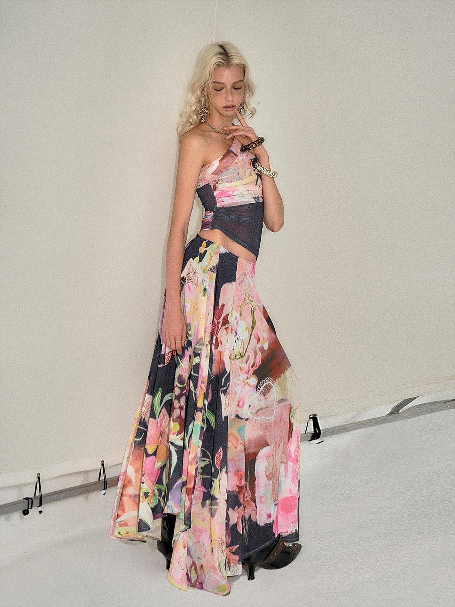 The NeverMore Light Stretch Printed Pink Side Zipper A Line Loose Fit Mid Waist Maxi Skirts