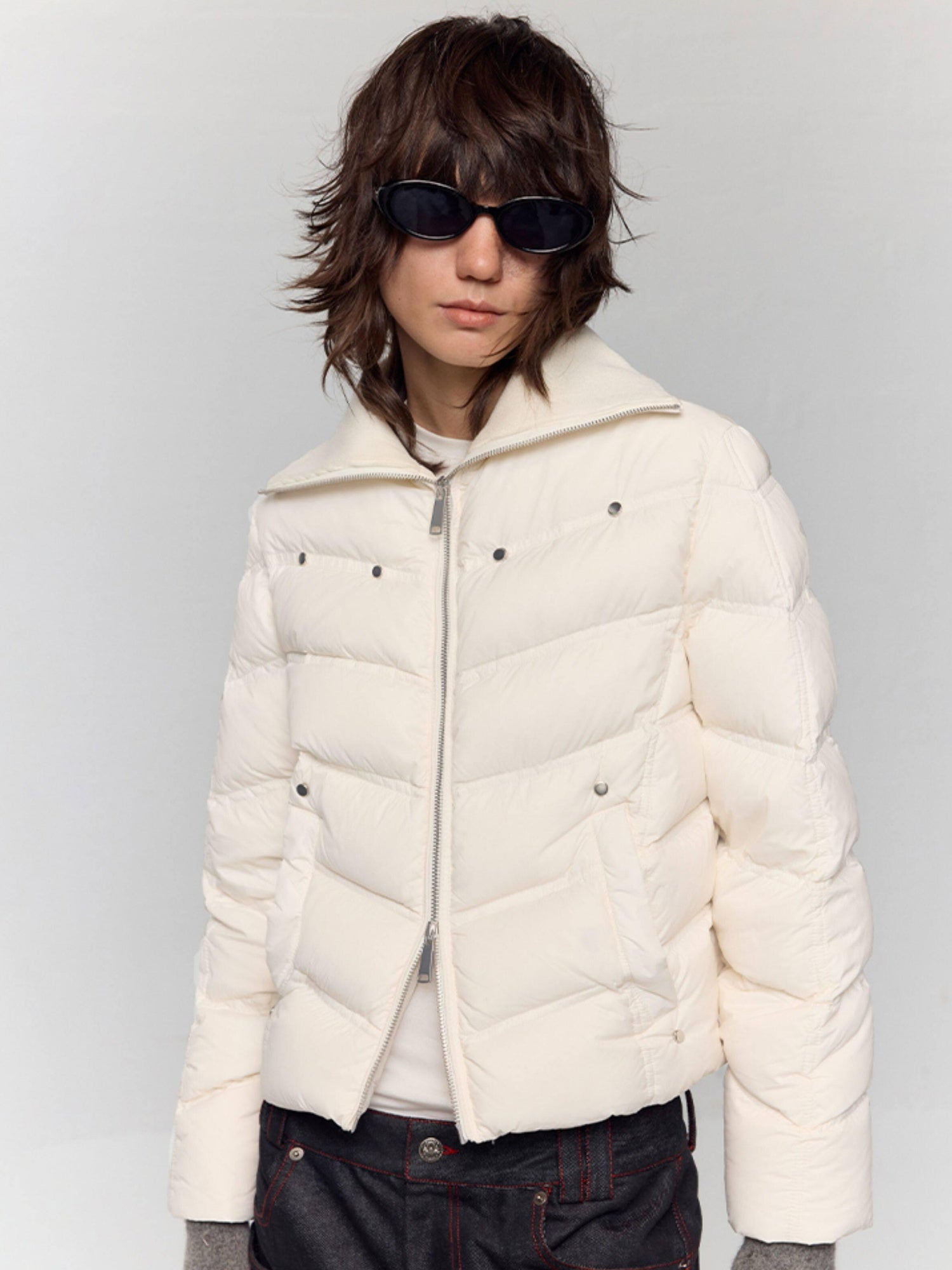 RUN TO THE FUTURE 90% White Duck Down Warm Short Straight Retro Cream Nylon Zipper Down Jackets