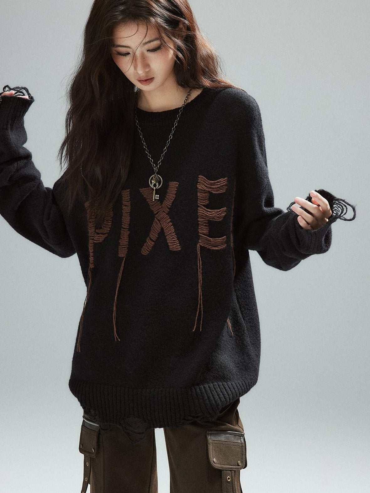 Low pixel Warm Oversized Street Style Distressed Hem Women Black Knit Pullover Sweaters