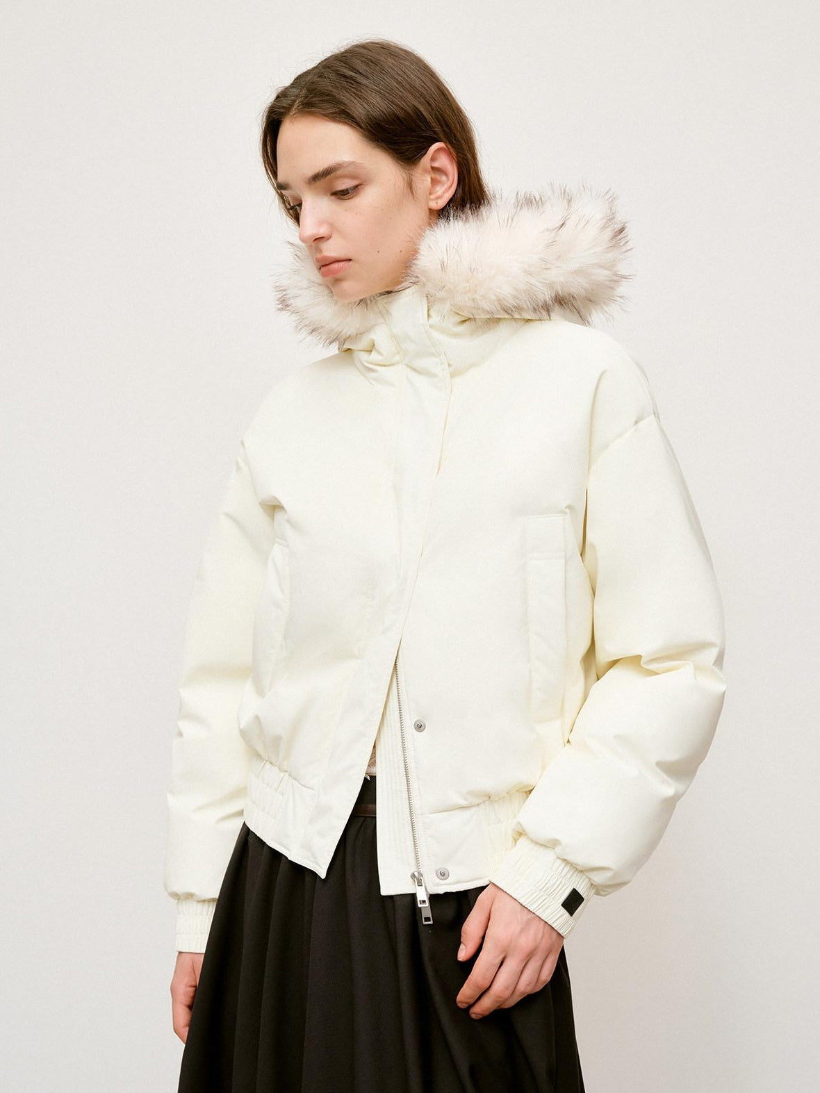 RUN TO THE FUTURE 90 Percent White Duck Down Short Straight Women Detachable Hood Fur Down Jackets