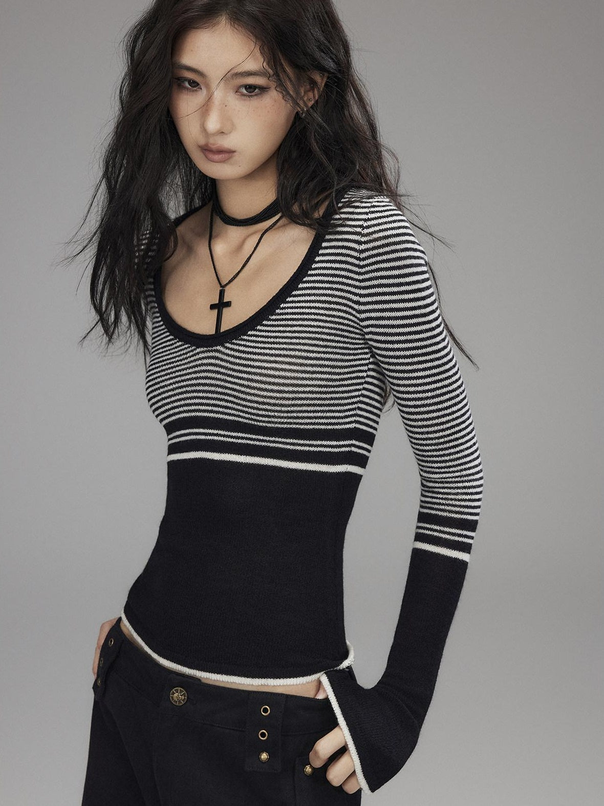Low pixel Soft Acrylic Slim V-neck Striped Casual Women Everyday Long Sleeve T-Shirts