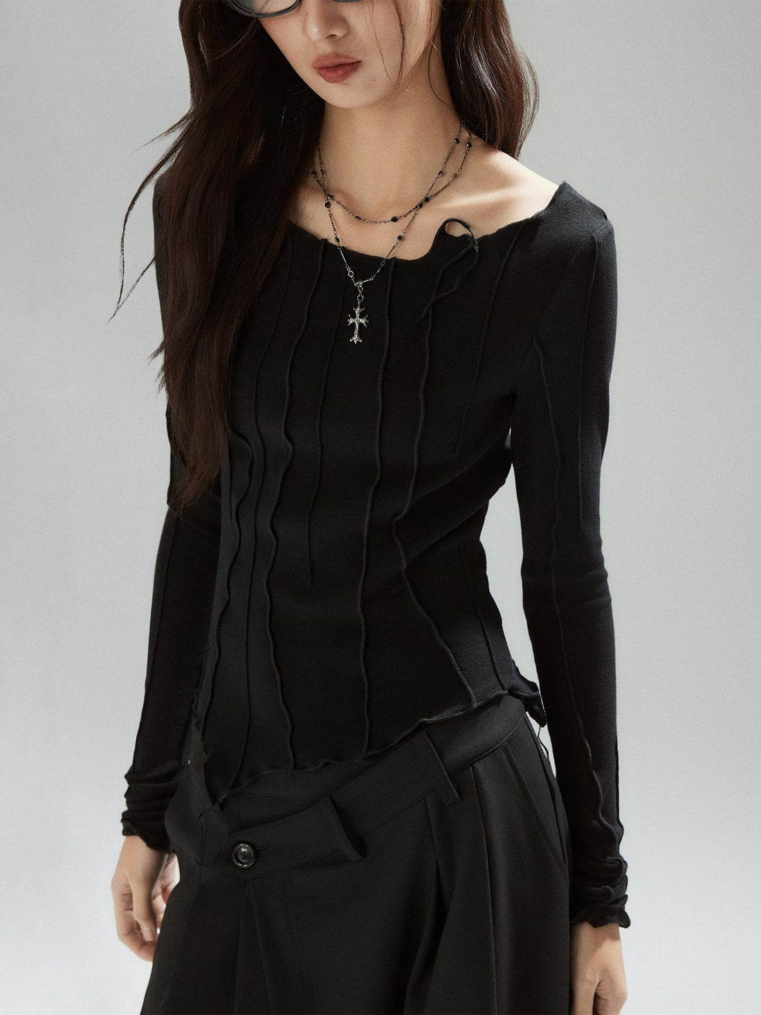 Low pixel Patchwork V-neck Slim Street Girls Lyocell Black Long Sleeve T-Shirts