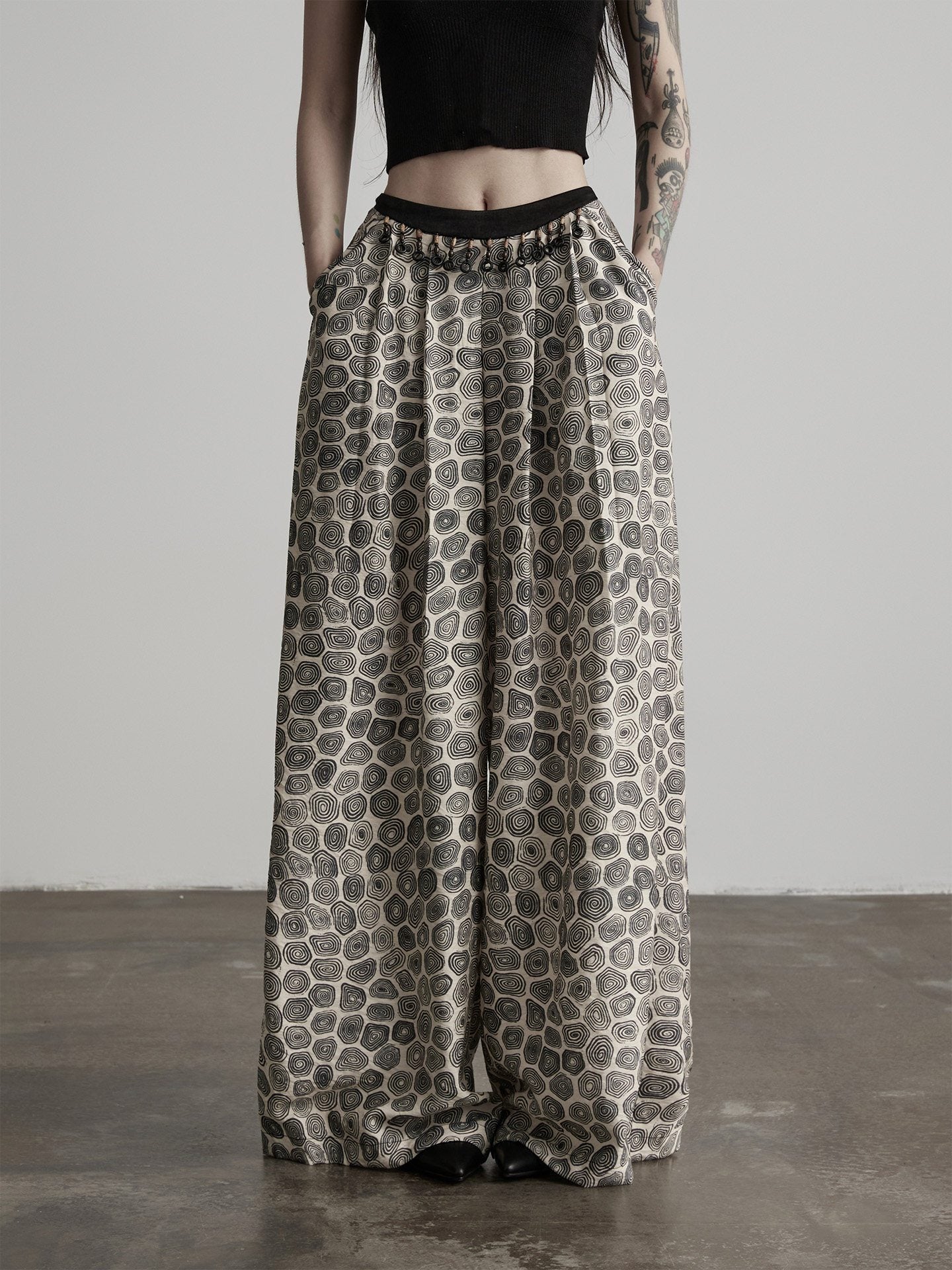 INDULGE Durable Viscose Blend Vintage Patchwork Abstract Pockets Women Wide-Leg Pants