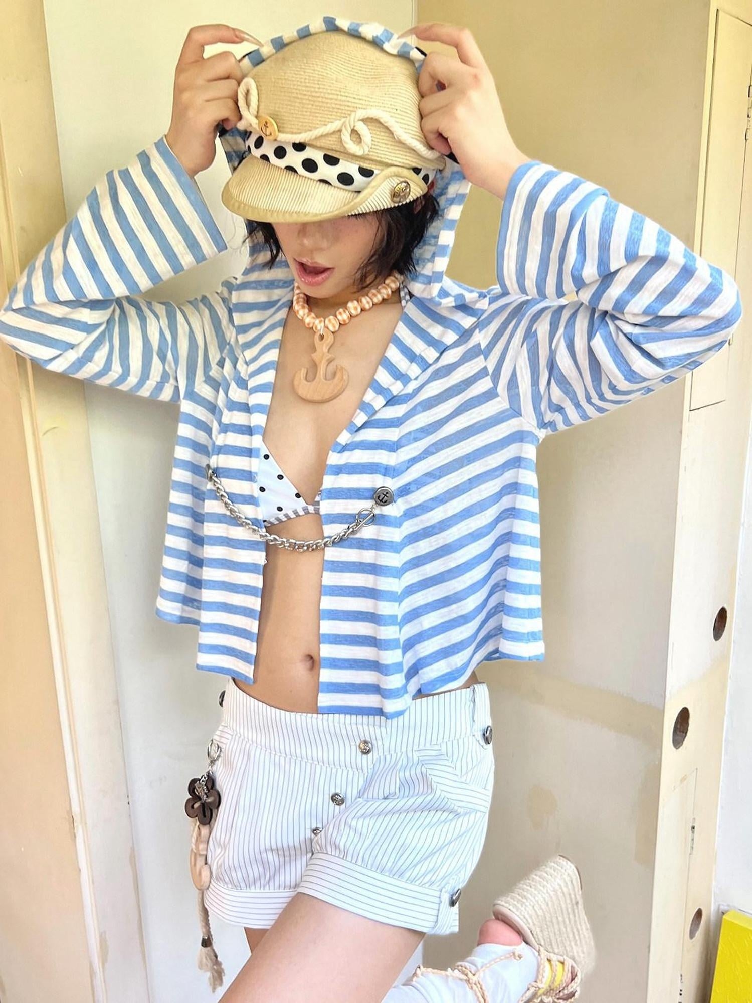 nit alcove Uv Asymmetric Slim Longsleeve Women Blue Striped Cross Print Basic Crop Tops