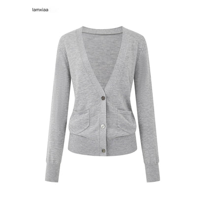 iamxiaa_Cloudlike_Deep_V-neck_Shell_Buttons_Ribbed_Edge_Women&