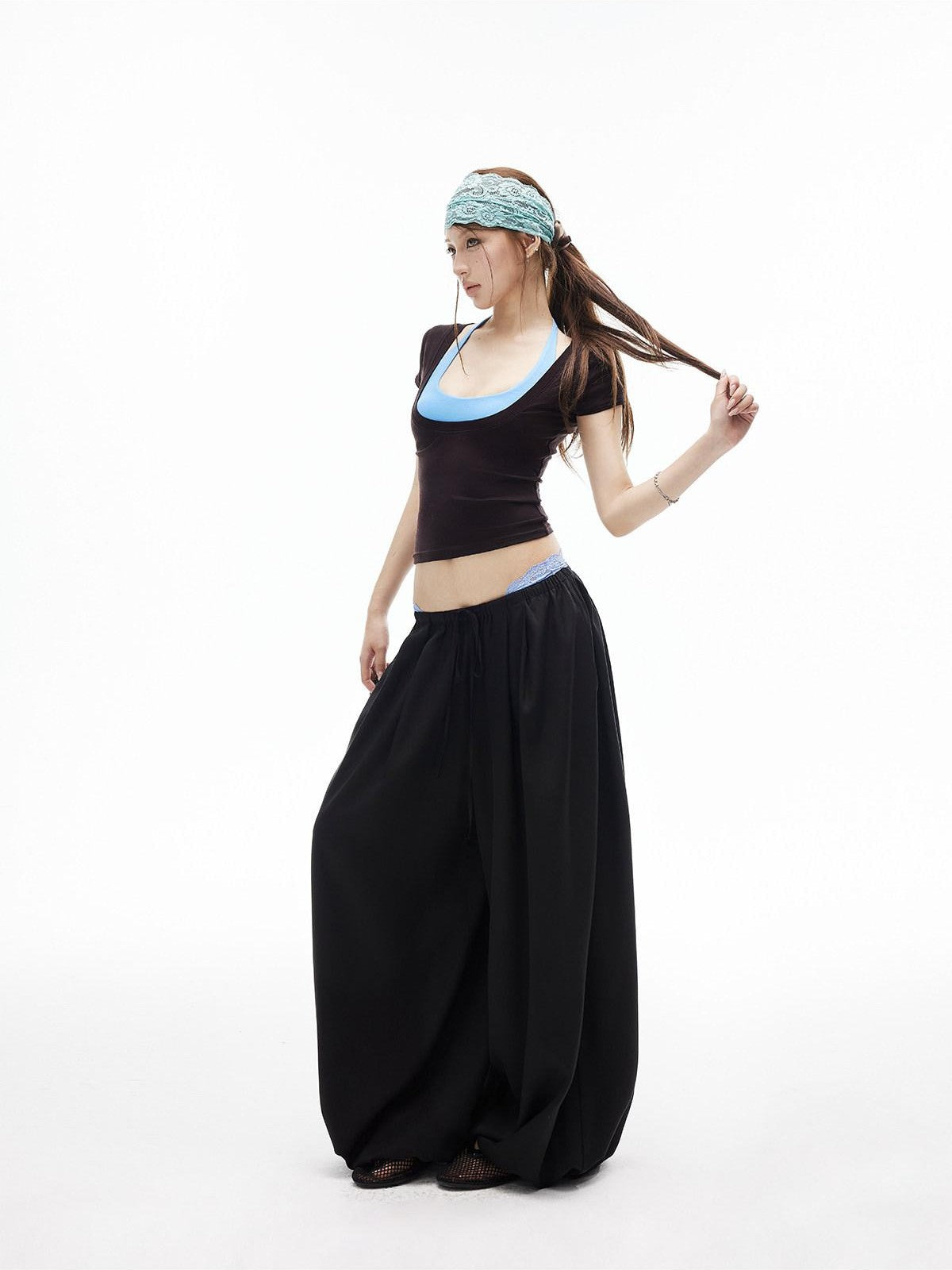 iamxiaa Coffee Blue Colorblock U Neck Padded Cami Slim Fit Women&