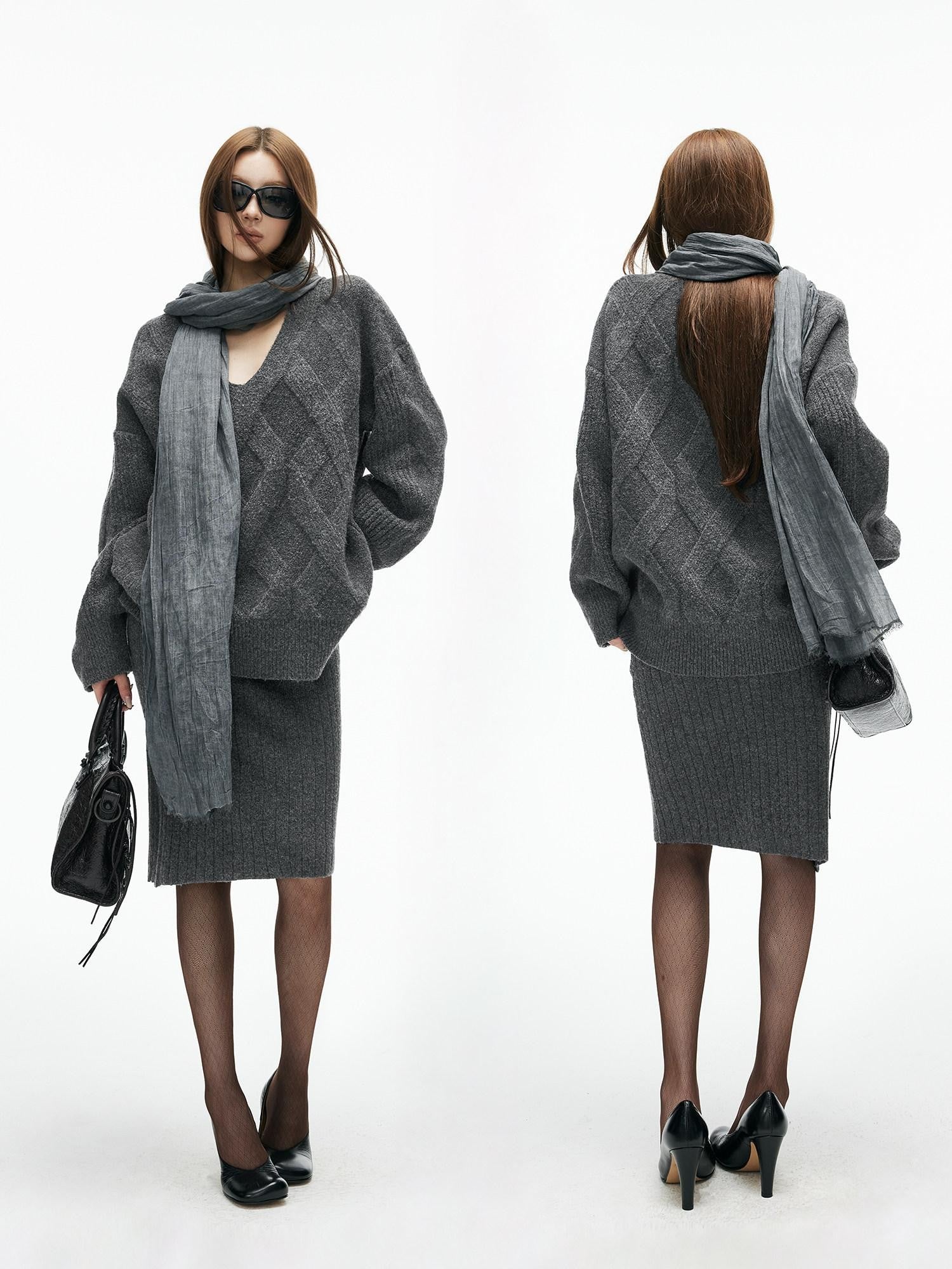 iamxiaa Diamond Cable V-neck Drop Shoulder Women&